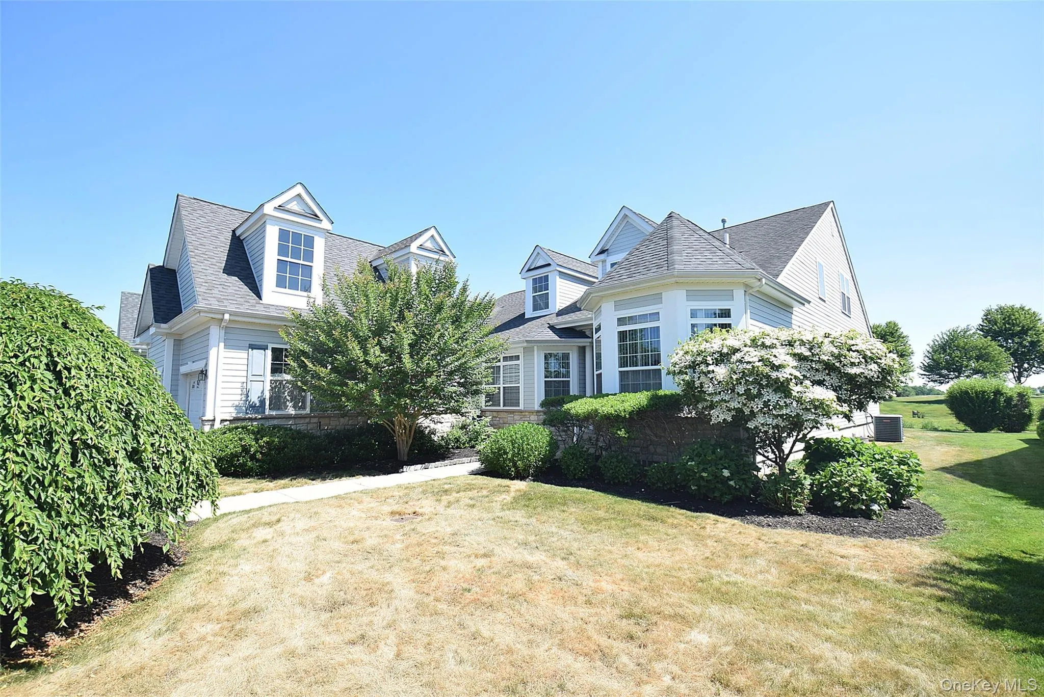 56 Foxglove Row, Riverhead, NY, 4 Bedrooms Bedrooms, 8 Rooms Rooms,2 BathroomsBathrooms,Residential,For Rent,Foxglove,0,1010096 56 Foxglove Row, Riverhead, NY, 4 Bedrooms Bedrooms, 8 Rooms Rooms,2 BathroomsBathrooms,Residential,For Rent,Foxglove,0,1010096