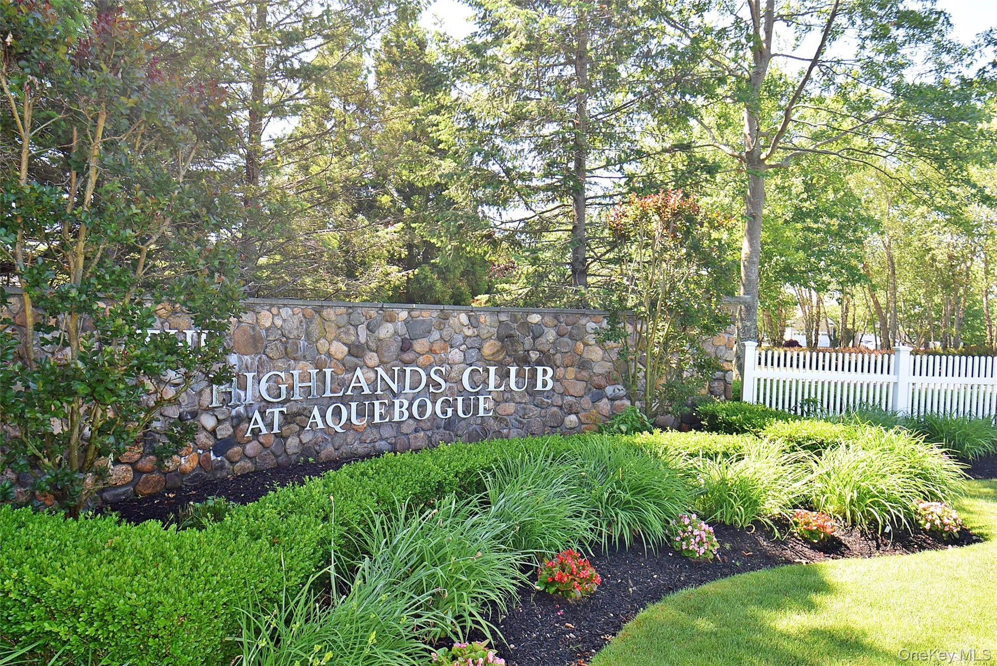 56 Foxglove Row, Riverhead, NY, 4 Bedrooms Bedrooms, 8 Rooms Rooms,2 BathroomsBathrooms,Residential,For Rent,Foxglove,0,1010096 56 Foxglove Row, Riverhead, NY, 4 Bedrooms Bedrooms, 8 Rooms Rooms,2 BathroomsBathrooms,Residential,For Rent,Foxglove,0,1010096