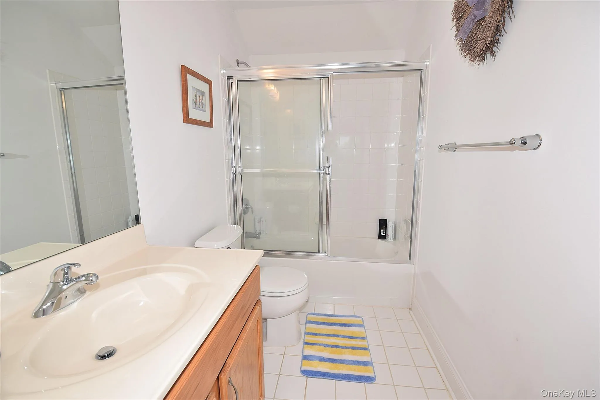 56 Foxglove Row, Riverhead, NY, 4 Bedrooms Bedrooms, 8 Rooms Rooms,2 BathroomsBathrooms,Residential,For Rent,Foxglove,0,1010096 56 Foxglove Row, Riverhead, NY, 4 Bedrooms Bedrooms, 8 Rooms Rooms,2 BathroomsBathrooms,Residential,For Rent,Foxglove,0,1010096