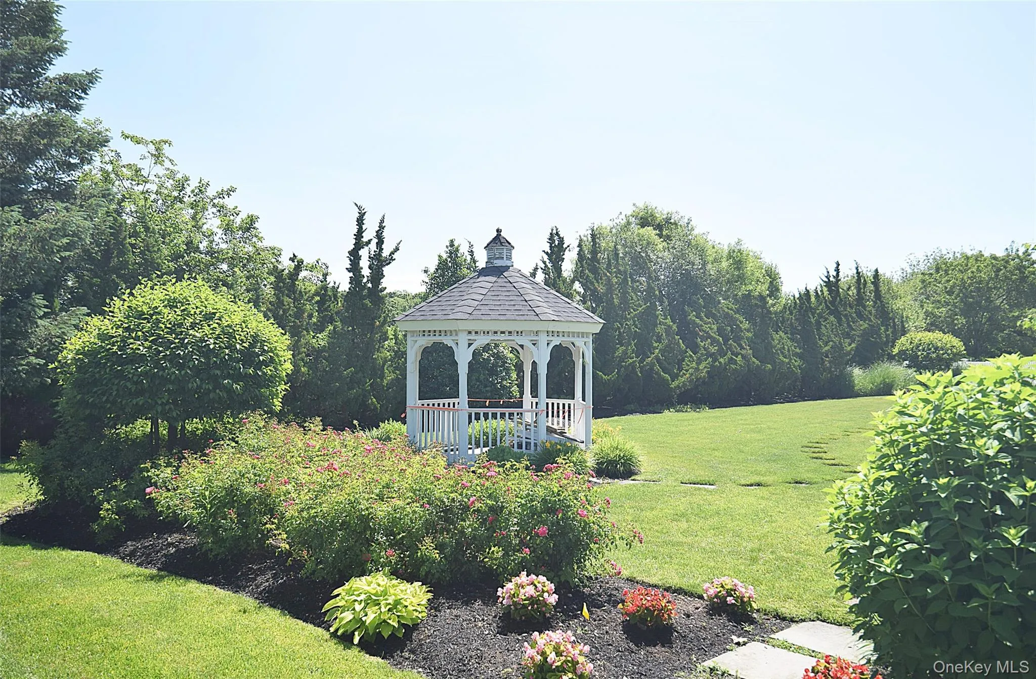 56 Foxglove Row, Riverhead, NY, 4 Bedrooms Bedrooms, 8 Rooms Rooms,2 BathroomsBathrooms,Residential,For Rent,Foxglove,0,1010096 56 Foxglove Row, Riverhead, NY, 4 Bedrooms Bedrooms, 8 Rooms Rooms,2 BathroomsBathrooms,Residential,For Rent,Foxglove,0,1010096