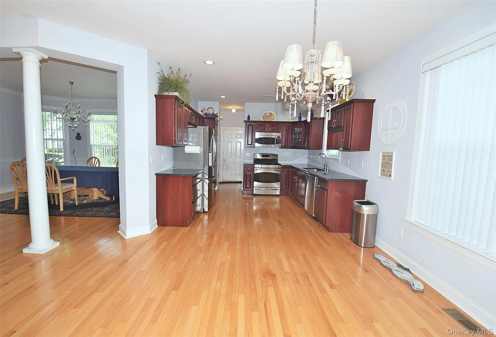 56 Foxglove Row, Riverhead, NY, 4 Bedrooms Bedrooms, 8 Rooms Rooms,2 BathroomsBathrooms,Residential,For Rent,Foxglove,0,1010096 56 Foxglove Row, Riverhead, NY, 4 Bedrooms Bedrooms, 8 Rooms Rooms,2 BathroomsBathrooms,Residential,For Rent,Foxglove,0,1010096