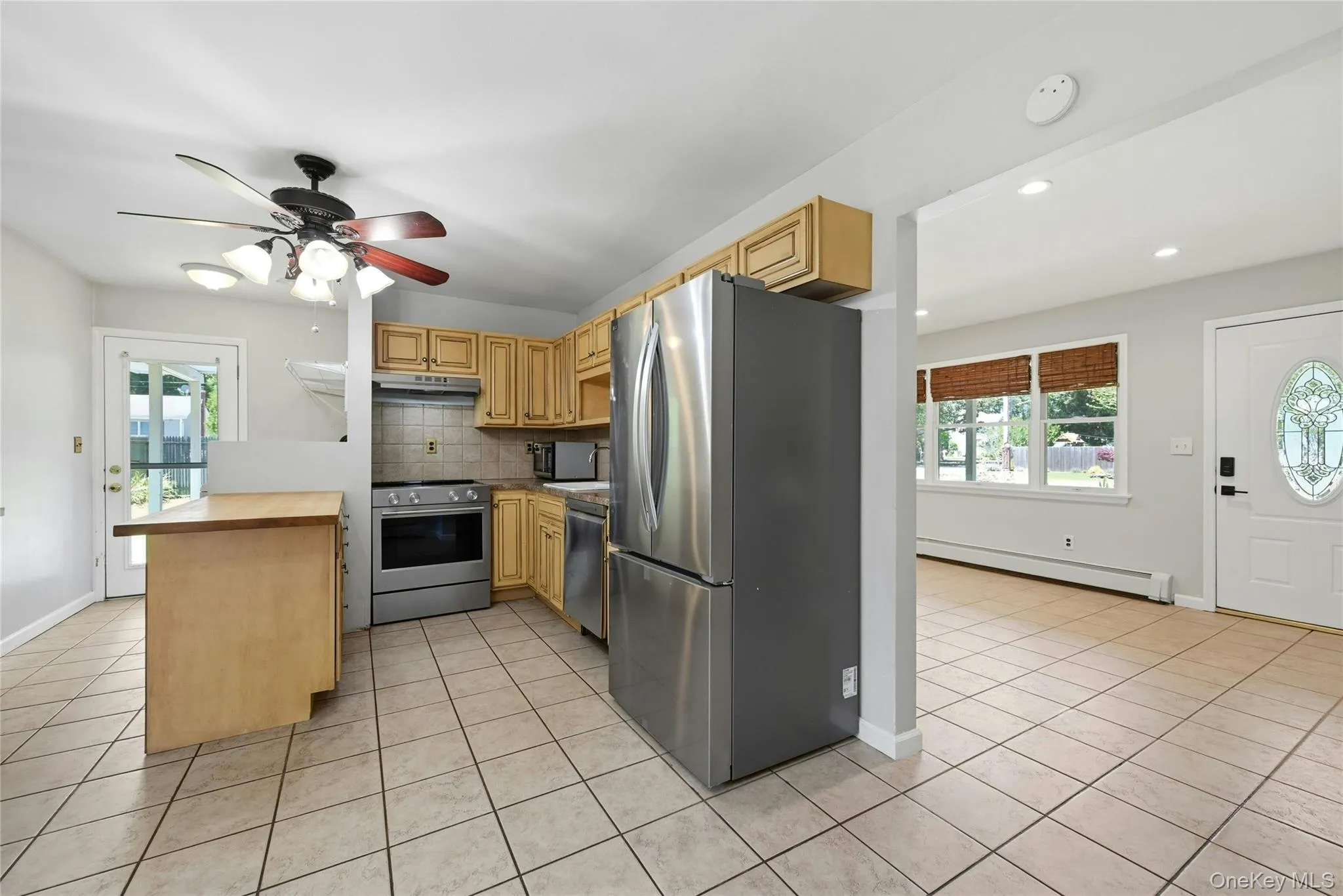 10 Twin Pine Lane, Brookhaven, NY, 3 Bedrooms Bedrooms, 5 Rooms Rooms,1 BathroomBathrooms,Residential,For Rent,Twin Pine,0,1010100 10 Twin Pine Lane, Brookhaven, NY, 3 Bedrooms Bedrooms, 5 Rooms Rooms,1 BathroomBathrooms,Residential,For Rent,Twin Pine,0,1010100