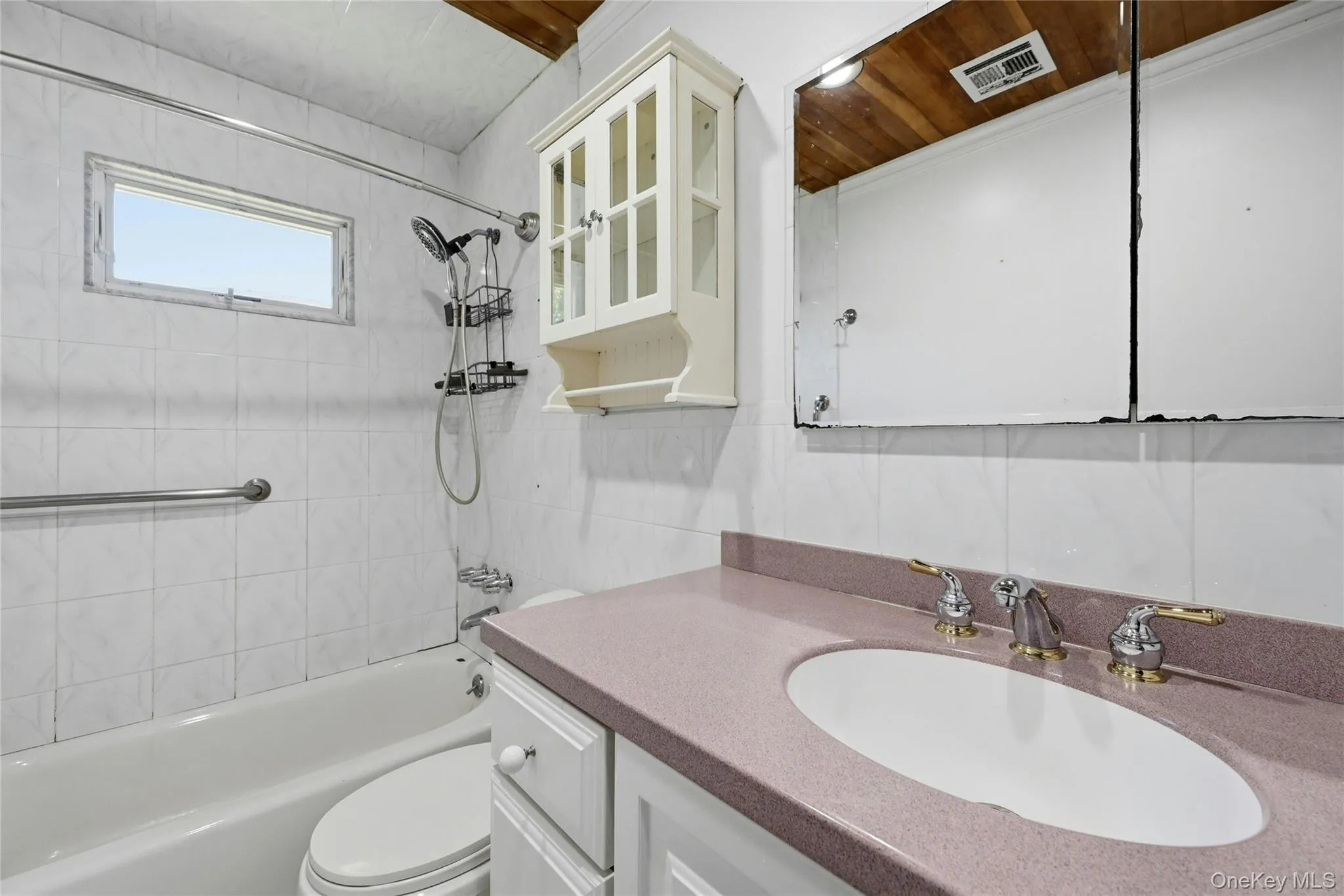 10 Twin Pine Lane, Brookhaven, NY, 3 Bedrooms Bedrooms, 5 Rooms Rooms,1 BathroomBathrooms,Residential,For Rent,Twin Pine,0,1010100 10 Twin Pine Lane, Brookhaven, NY, 3 Bedrooms Bedrooms, 5 Rooms Rooms,1 BathroomBathrooms,Residential,For Rent,Twin Pine,0,1010100