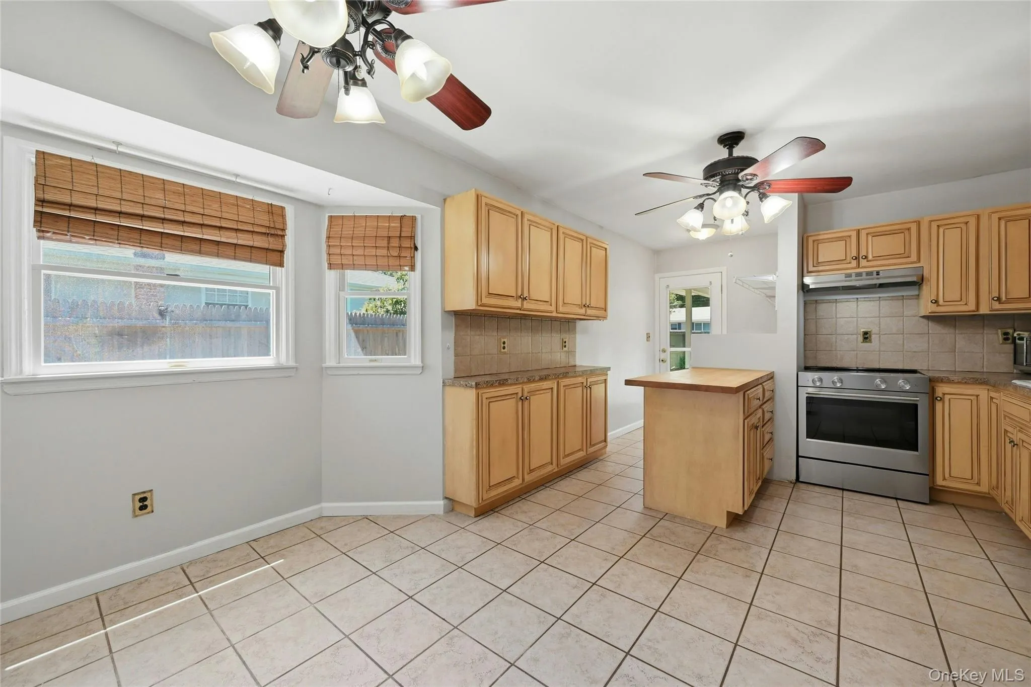 10 Twin Pine Lane, Brookhaven, NY, 3 Bedrooms Bedrooms, 5 Rooms Rooms,1 BathroomBathrooms,Residential,For Rent,Twin Pine,0,1010100 10 Twin Pine Lane, Brookhaven, NY, 3 Bedrooms Bedrooms, 5 Rooms Rooms,1 BathroomBathrooms,Residential,For Rent,Twin Pine,0,1010100