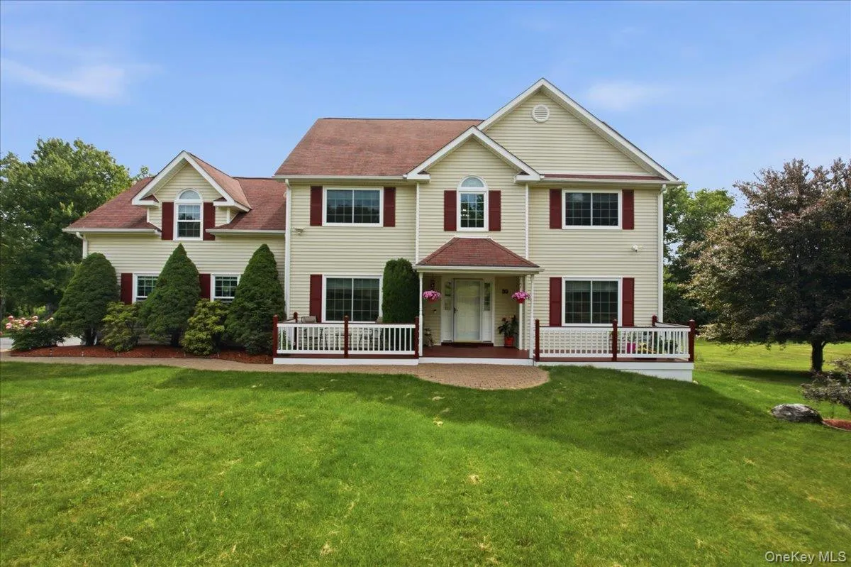 33 Gabriels Path, Beekman, NY, 4 Bedrooms Bedrooms, 10 Rooms Rooms,3 BathroomsBathrooms,Residential,For Rent,Gabriels,0,1010101 33 Gabriels Path, Beekman, NY, 4 Bedrooms Bedrooms, 10 Rooms Rooms,3 BathroomsBathrooms,Residential,For Rent,Gabriels,0,1010101