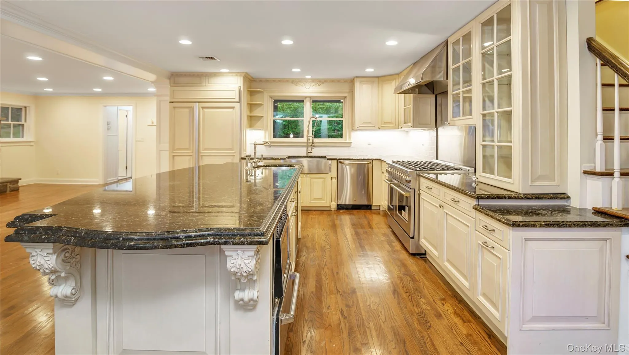 Chef's Kitchen Chef's Kitchen