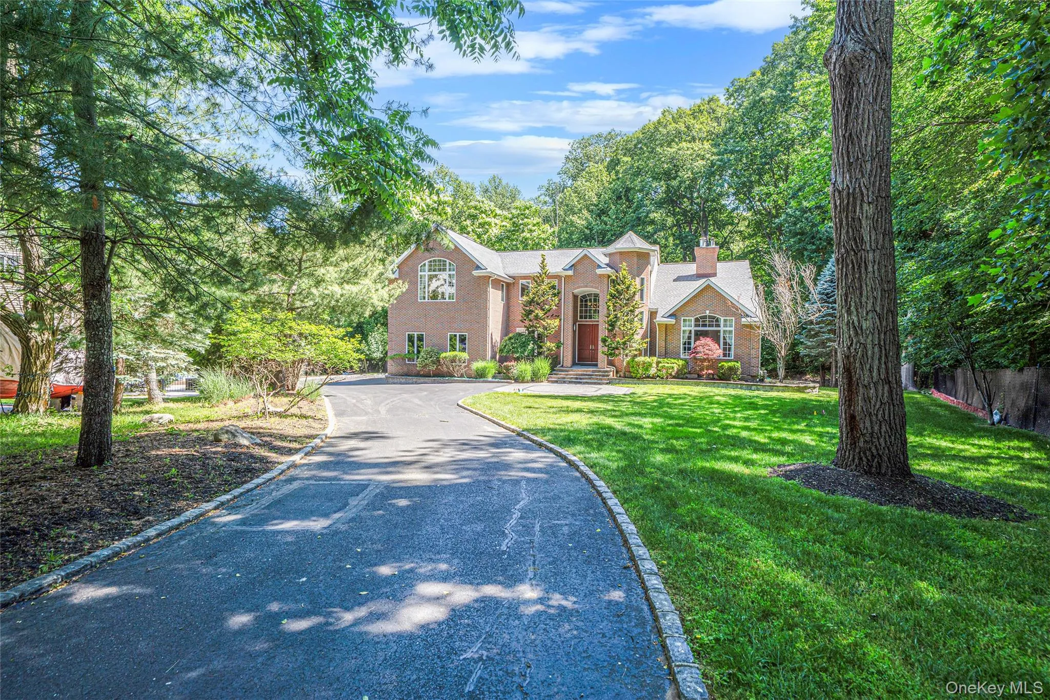 589 Landing Avenue, Smithtown, NY, 4 Bedrooms Bedrooms, 9 Rooms Rooms,2 BathroomsBathrooms,Residential,For Rent,Landing,0,1010107 589 Landing Avenue, Smithtown, NY, 4 Bedrooms Bedrooms, 9 Rooms Rooms,2 BathroomsBathrooms,Residential,For Rent,Landing,0,1010107