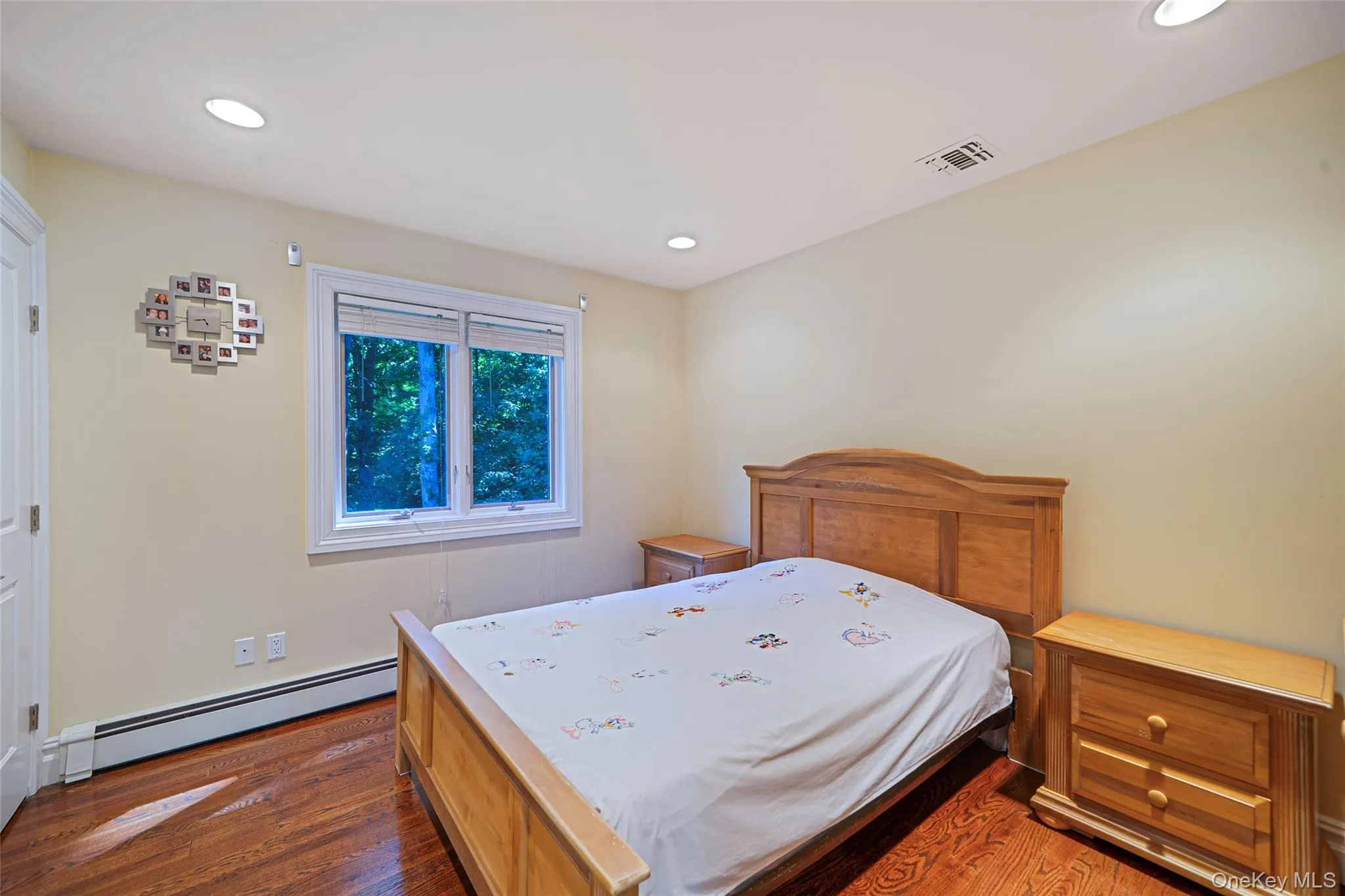 589 Landing Avenue, Smithtown, NY, 4 Bedrooms Bedrooms, 9 Rooms Rooms,2 BathroomsBathrooms,Residential,For Rent,Landing,0,1010107 589 Landing Avenue, Smithtown, NY, 4 Bedrooms Bedrooms, 9 Rooms Rooms,2 BathroomsBathrooms,Residential,For Rent,Landing,0,1010107
