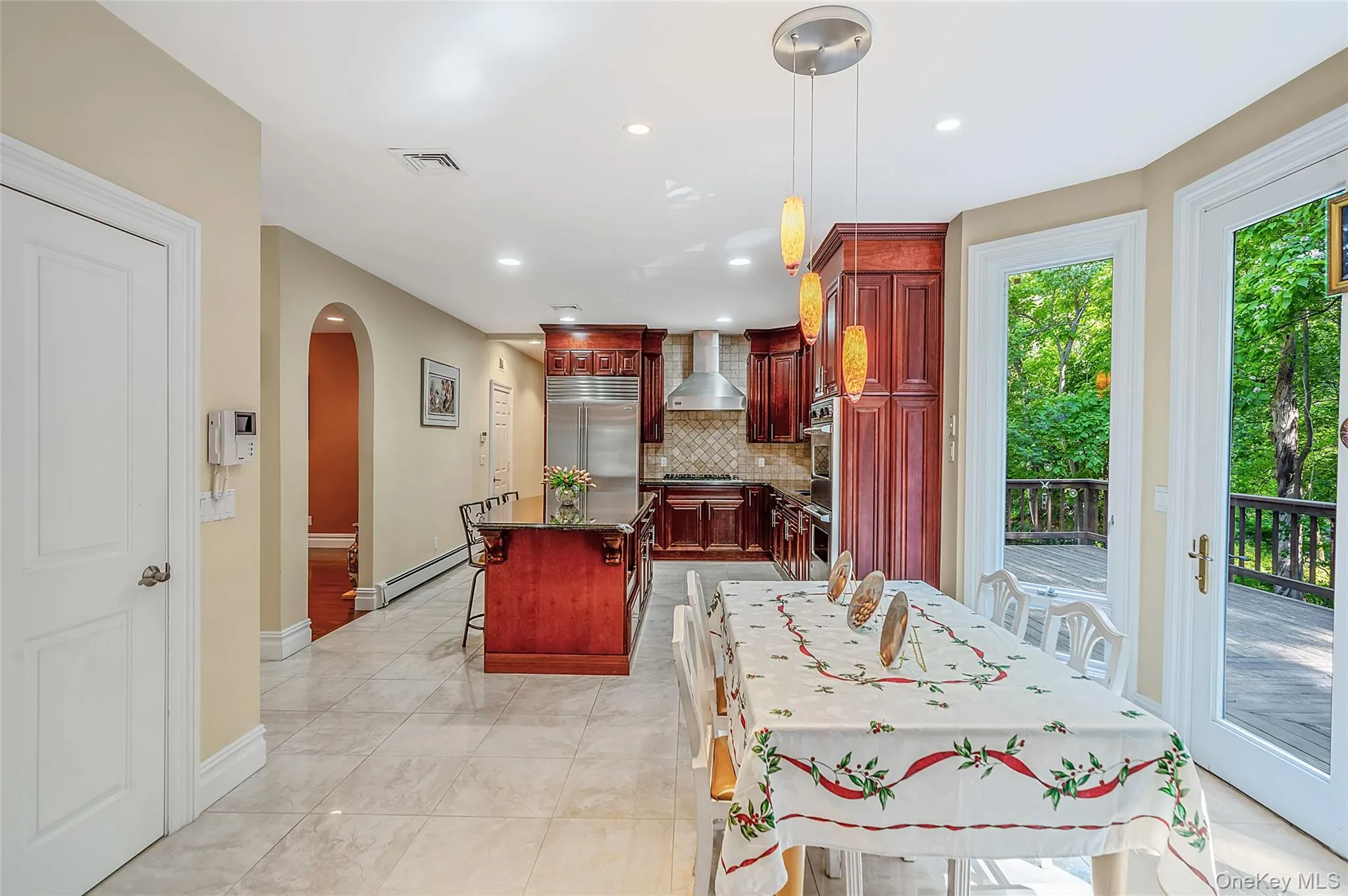 589 Landing Avenue, Smithtown, NY, 4 Bedrooms Bedrooms, 9 Rooms Rooms,2 BathroomsBathrooms,Residential,For Rent,Landing,0,1010107 589 Landing Avenue, Smithtown, NY, 4 Bedrooms Bedrooms, 9 Rooms Rooms,2 BathroomsBathrooms,Residential,For Rent,Landing,0,1010107