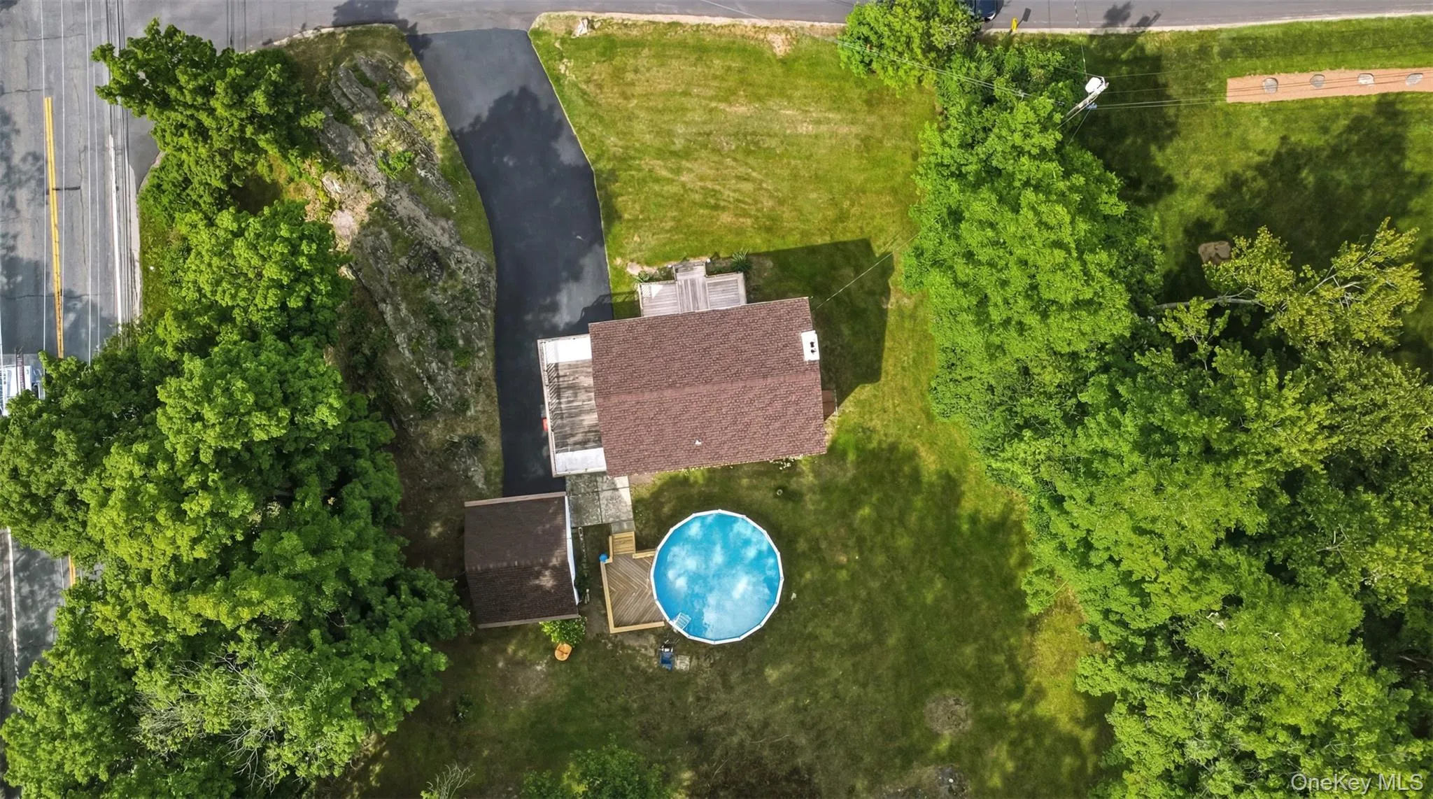 2 Enderkill Drive, Hyde Park, NY, 3 Bedrooms Bedrooms, 6 Rooms Rooms,3 BathroomsBathrooms,Residential,For Rent,Enderkill,0,1010116 2 Enderkill Drive, Hyde Park, NY, 3 Bedrooms Bedrooms, 6 Rooms Rooms,3 BathroomsBathrooms,Residential,For Rent,Enderkill,0,1010116