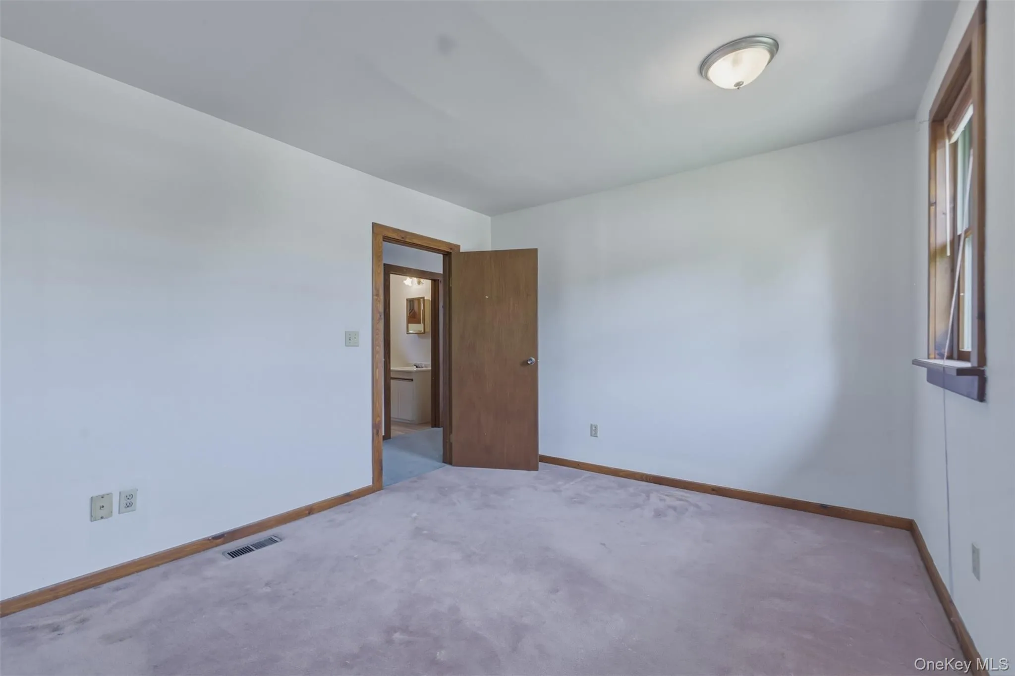 2 Enderkill Drive, Hyde Park, NY, 3 Bedrooms Bedrooms, 6 Rooms Rooms,3 BathroomsBathrooms,Residential,For Rent,Enderkill,0,1010116 2 Enderkill Drive, Hyde Park, NY, 3 Bedrooms Bedrooms, 6 Rooms Rooms,3 BathroomsBathrooms,Residential,For Rent,Enderkill,0,1010116