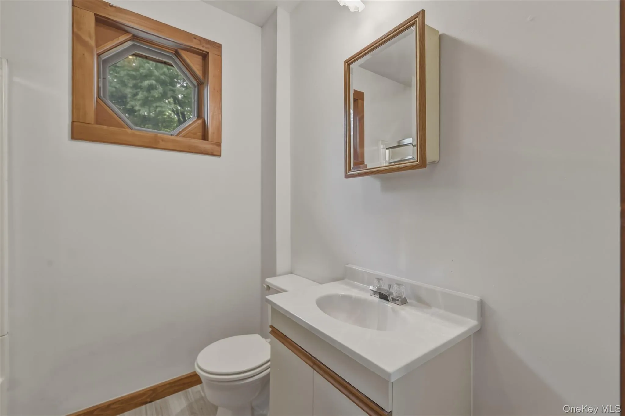 2 Enderkill Drive, Hyde Park, NY, 3 Bedrooms Bedrooms, 6 Rooms Rooms,3 BathroomsBathrooms,Residential,For Rent,Enderkill,0,1010116 2 Enderkill Drive, Hyde Park, NY, 3 Bedrooms Bedrooms, 6 Rooms Rooms,3 BathroomsBathrooms,Residential,For Rent,Enderkill,0,1010116