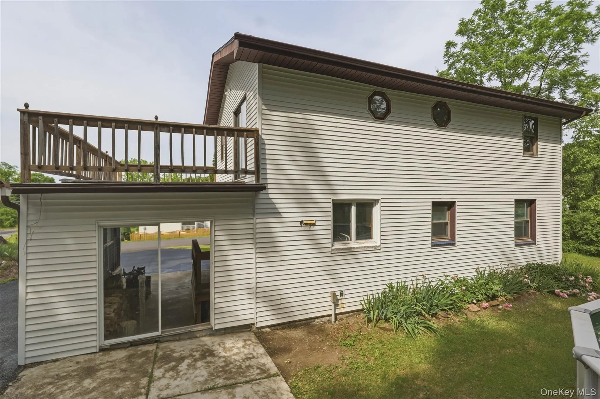 2 Enderkill Drive, Hyde Park, NY, 3 Bedrooms Bedrooms, 6 Rooms Rooms,3 BathroomsBathrooms,Residential,For Rent,Enderkill,0,1010116 2 Enderkill Drive, Hyde Park, NY, 3 Bedrooms Bedrooms, 6 Rooms Rooms,3 BathroomsBathrooms,Residential,For Rent,Enderkill,0,1010116