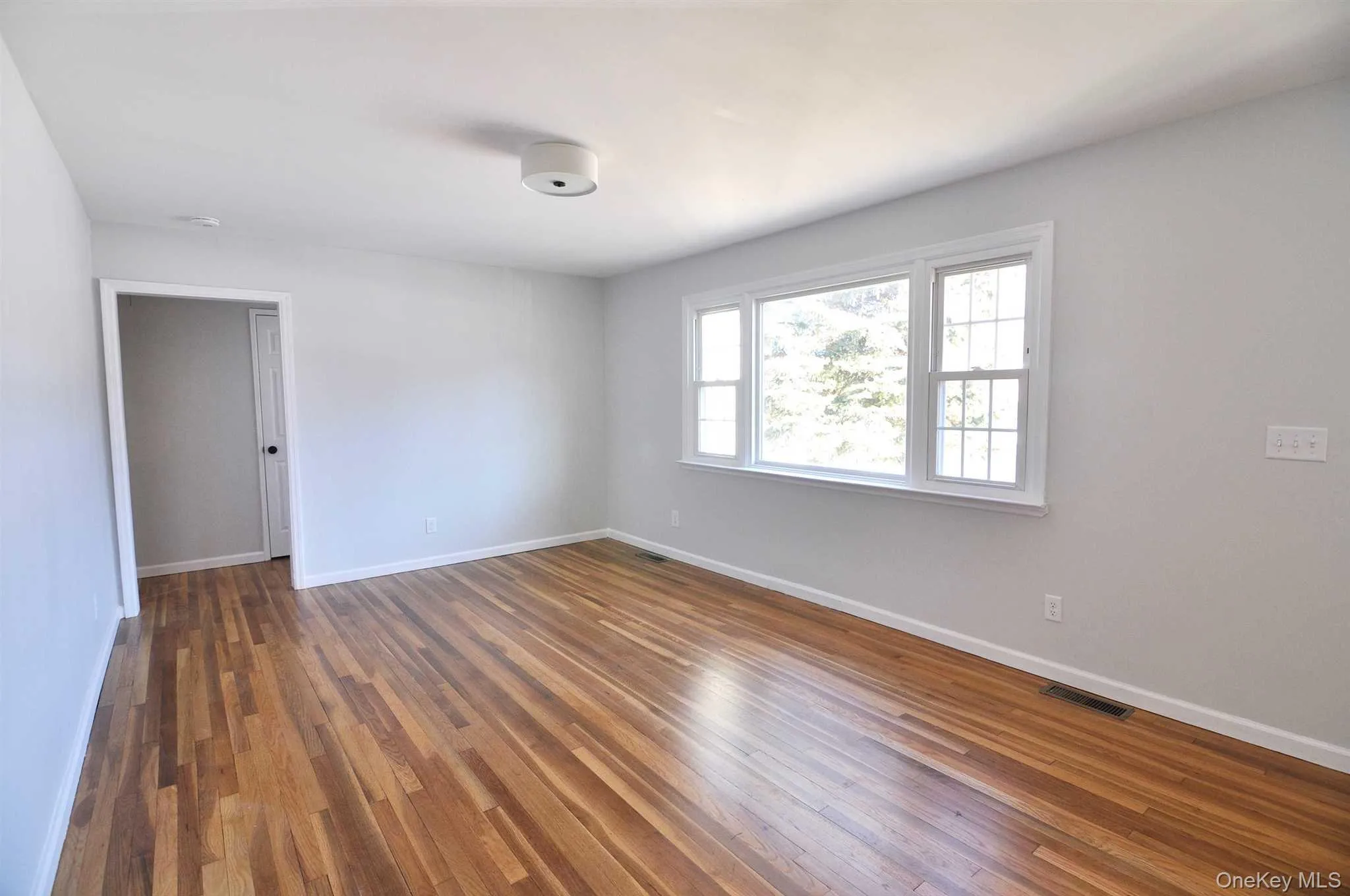 135 Walnut Street, Beacon, NY, 3 Bedrooms Bedrooms, 6 Rooms Rooms,2 BathroomsBathrooms,Residential Lease,For Rent,Walnut,0,1010117 135 Walnut Street, Beacon, NY, 3 Bedrooms Bedrooms, 6 Rooms Rooms,2 BathroomsBathrooms,Residential Lease,For Rent,Walnut,0,1010117