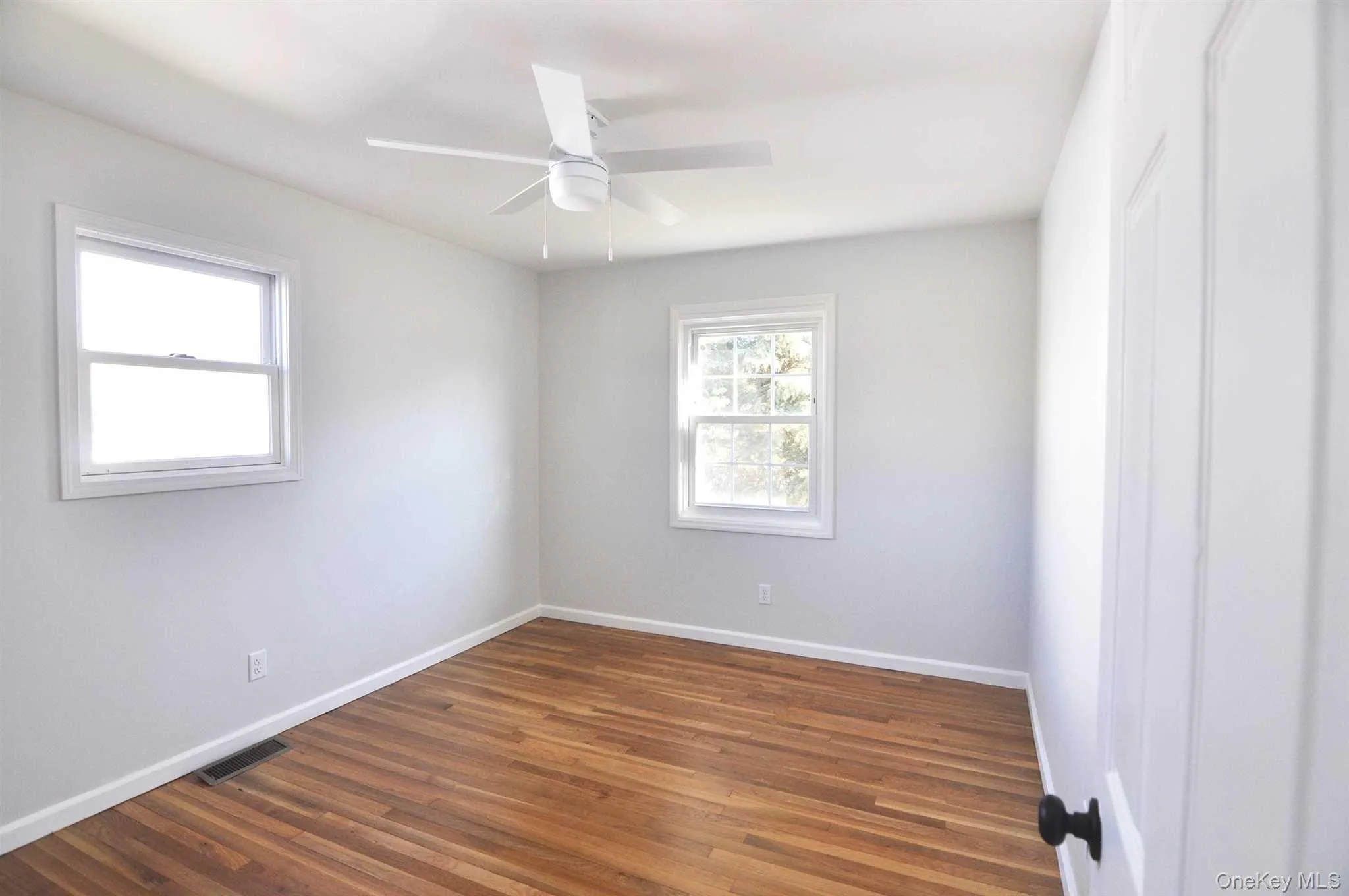 135 Walnut Street, Beacon, NY, 3 Bedrooms Bedrooms, 6 Rooms Rooms,2 BathroomsBathrooms,Residential Lease,For Rent,Walnut,0,1010117 135 Walnut Street, Beacon, NY, 3 Bedrooms Bedrooms, 6 Rooms Rooms,2 BathroomsBathrooms,Residential Lease,For Rent,Walnut,0,1010117