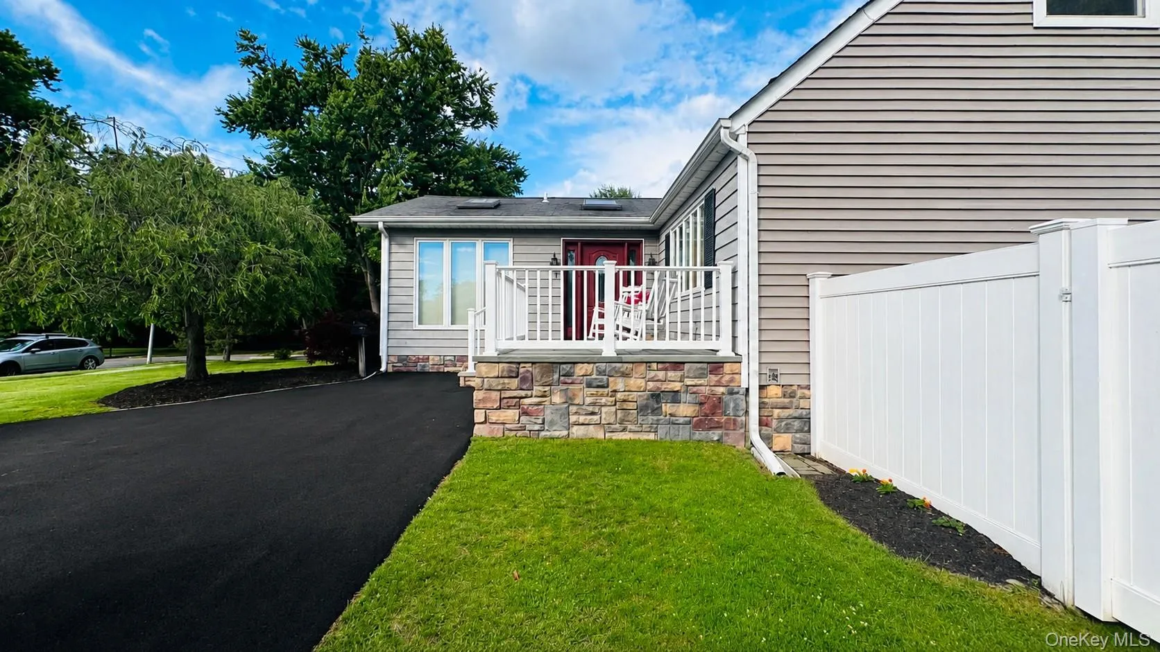 52 Brilner Drive, Smithtown, NY, 4 Bedrooms Bedrooms, 7 Rooms Rooms,2 BathroomsBathrooms,Residential,For Rent,Brilner,0,1010120 52 Brilner Drive, Smithtown, NY, 4 Bedrooms Bedrooms, 7 Rooms Rooms,2 BathroomsBathrooms,Residential,For Rent,Brilner,0,1010120