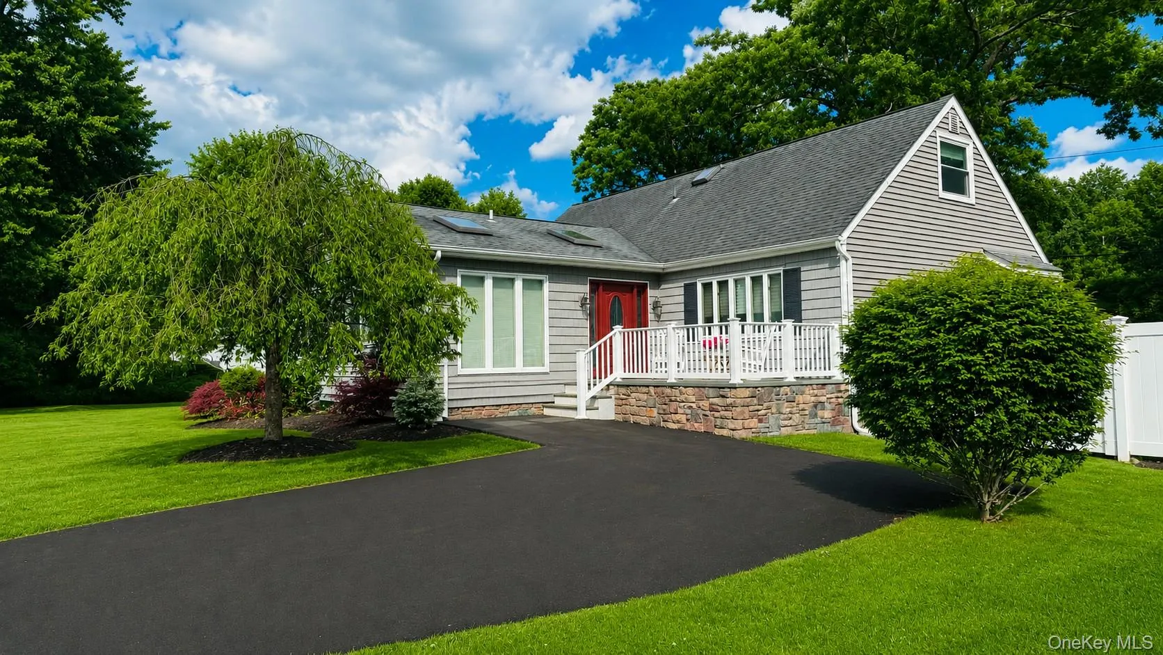52 Brilner Drive, Smithtown, NY, 4 Bedrooms Bedrooms, 7 Rooms Rooms,2 BathroomsBathrooms,Residential,For Rent,Brilner,0,1010120 52 Brilner Drive, Smithtown, NY, 4 Bedrooms Bedrooms, 7 Rooms Rooms,2 BathroomsBathrooms,Residential,For Rent,Brilner,0,1010120