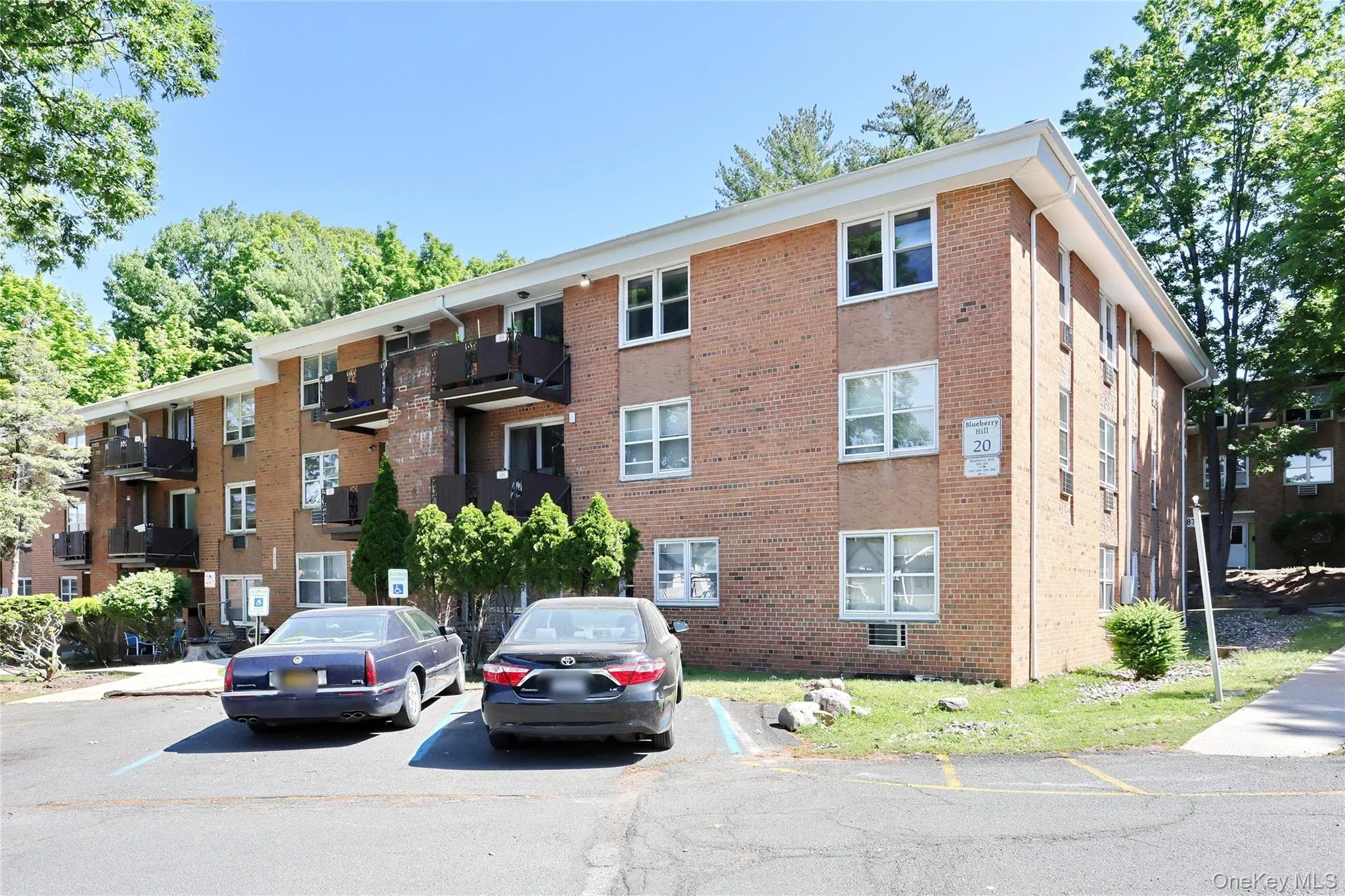 202 Kearsing Parkway, Ramapo, NY, 2 Bedrooms Bedrooms, 5 Rooms Rooms,1 BathroomBathrooms,Residential,For Rent,Kearsing,0,1010122 202 Kearsing Parkway, Ramapo, NY, 2 Bedrooms Bedrooms, 5 Rooms Rooms,1 BathroomBathrooms,Residential,For Rent,Kearsing,0,1010122