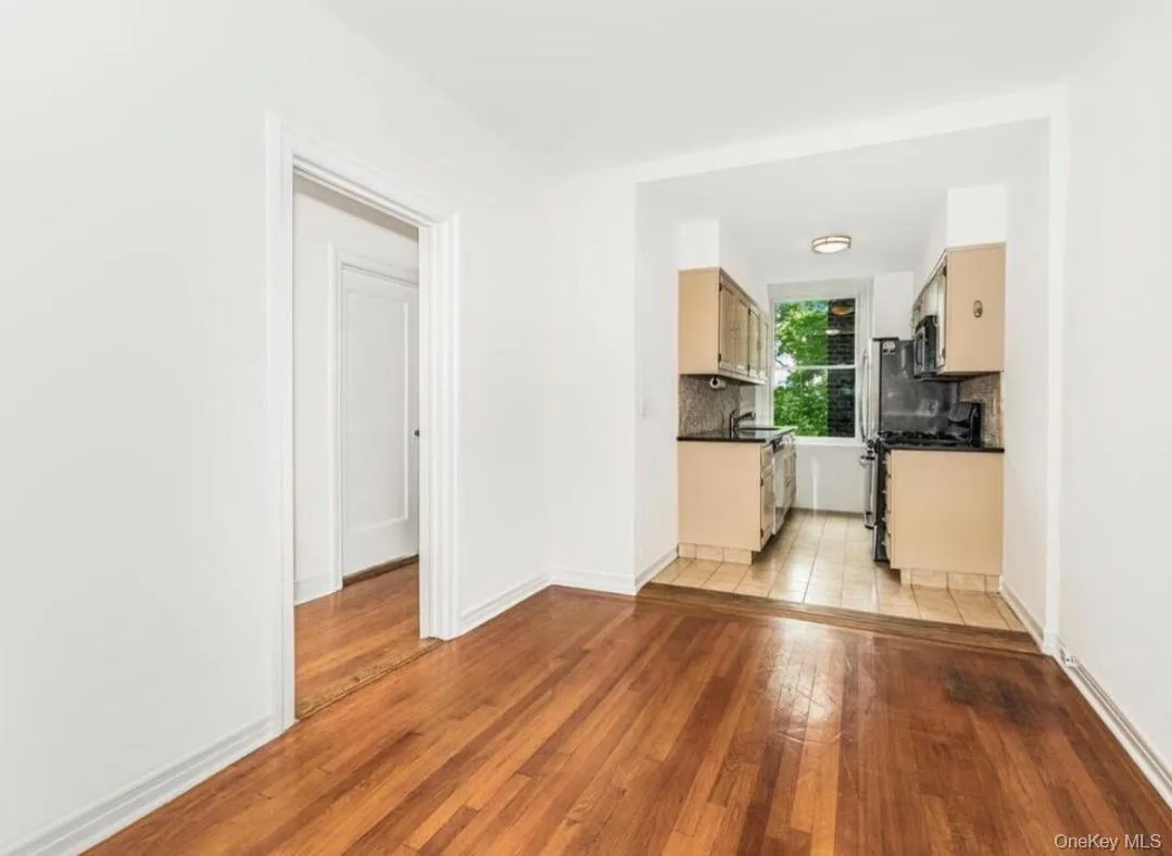 64 Sagamore Road, Eastchester, NY, 1 Bedroom Bedrooms, 3 Rooms Rooms,1 BathroomBathrooms,Residential Lease,For Rent,Sagamore,0,1010133 64 Sagamore Road, Eastchester, NY, 1 Bedroom Bedrooms, 3 Rooms Rooms,1 BathroomBathrooms,Residential Lease,For Rent,Sagamore,0,1010133