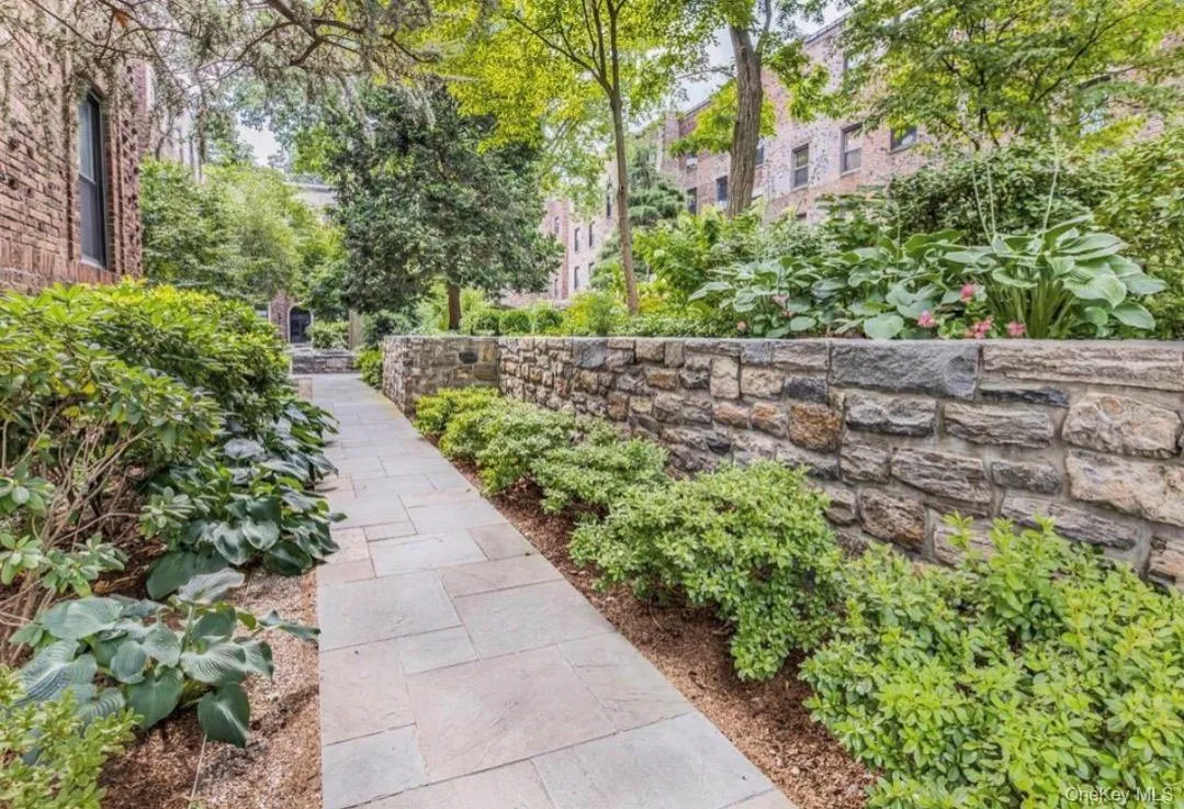 64 Sagamore Road, Eastchester, NY, 1 Bedroom Bedrooms, 3 Rooms Rooms,1 BathroomBathrooms,Residential Lease,For Rent,Sagamore,0,1010133 64 Sagamore Road, Eastchester, NY, 1 Bedroom Bedrooms, 3 Rooms Rooms,1 BathroomBathrooms,Residential Lease,For Rent,Sagamore,0,1010133