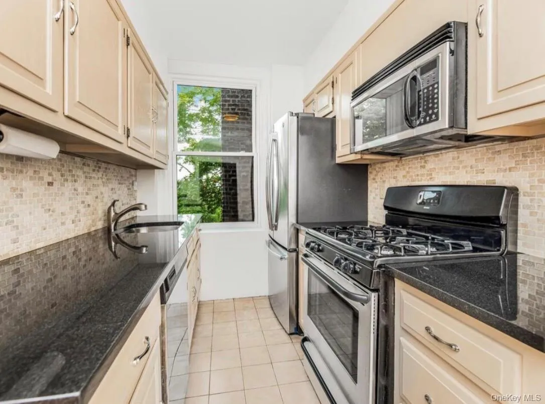 64 Sagamore Road, Eastchester, NY, 1 Bedroom Bedrooms, 3 Rooms Rooms,1 BathroomBathrooms,Residential Lease,For Rent,Sagamore,0,1010133 64 Sagamore Road, Eastchester, NY, 1 Bedroom Bedrooms, 3 Rooms Rooms,1 BathroomBathrooms,Residential Lease,For Rent,Sagamore,0,1010133