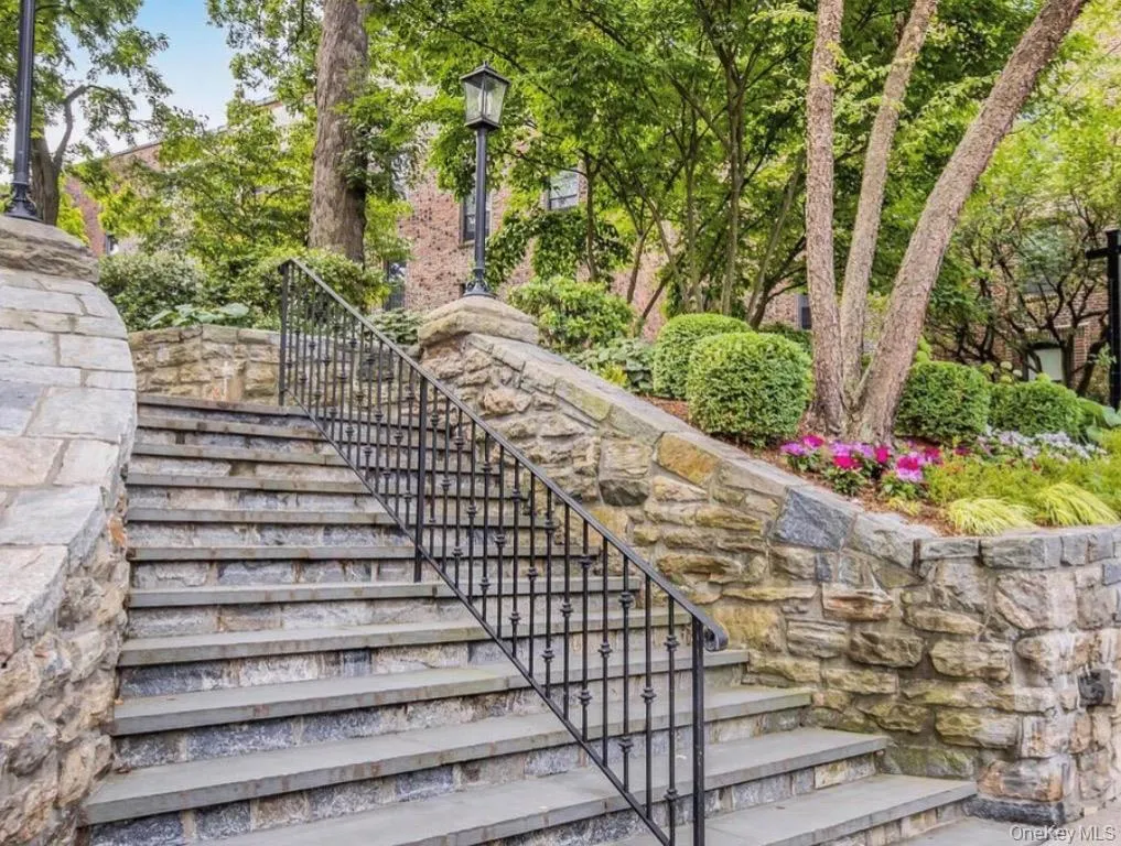 64 Sagamore Road, Eastchester, NY, 1 Bedroom Bedrooms, 3 Rooms Rooms,1 BathroomBathrooms,Residential Lease,For Rent,Sagamore,0,1010133 64 Sagamore Road, Eastchester, NY, 1 Bedroom Bedrooms, 3 Rooms Rooms,1 BathroomBathrooms,Residential Lease,For Rent,Sagamore,0,1010133