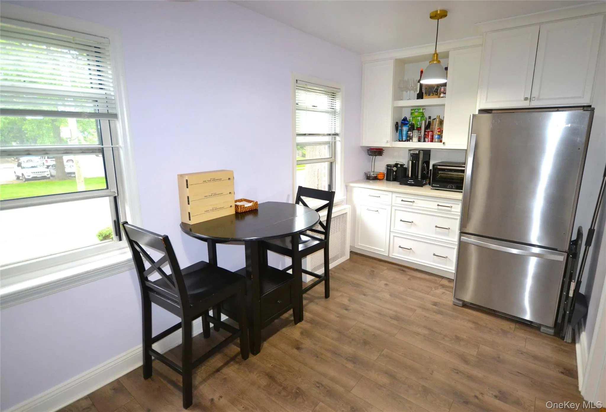 Large eat in kitchen. Large eat in kitchen.