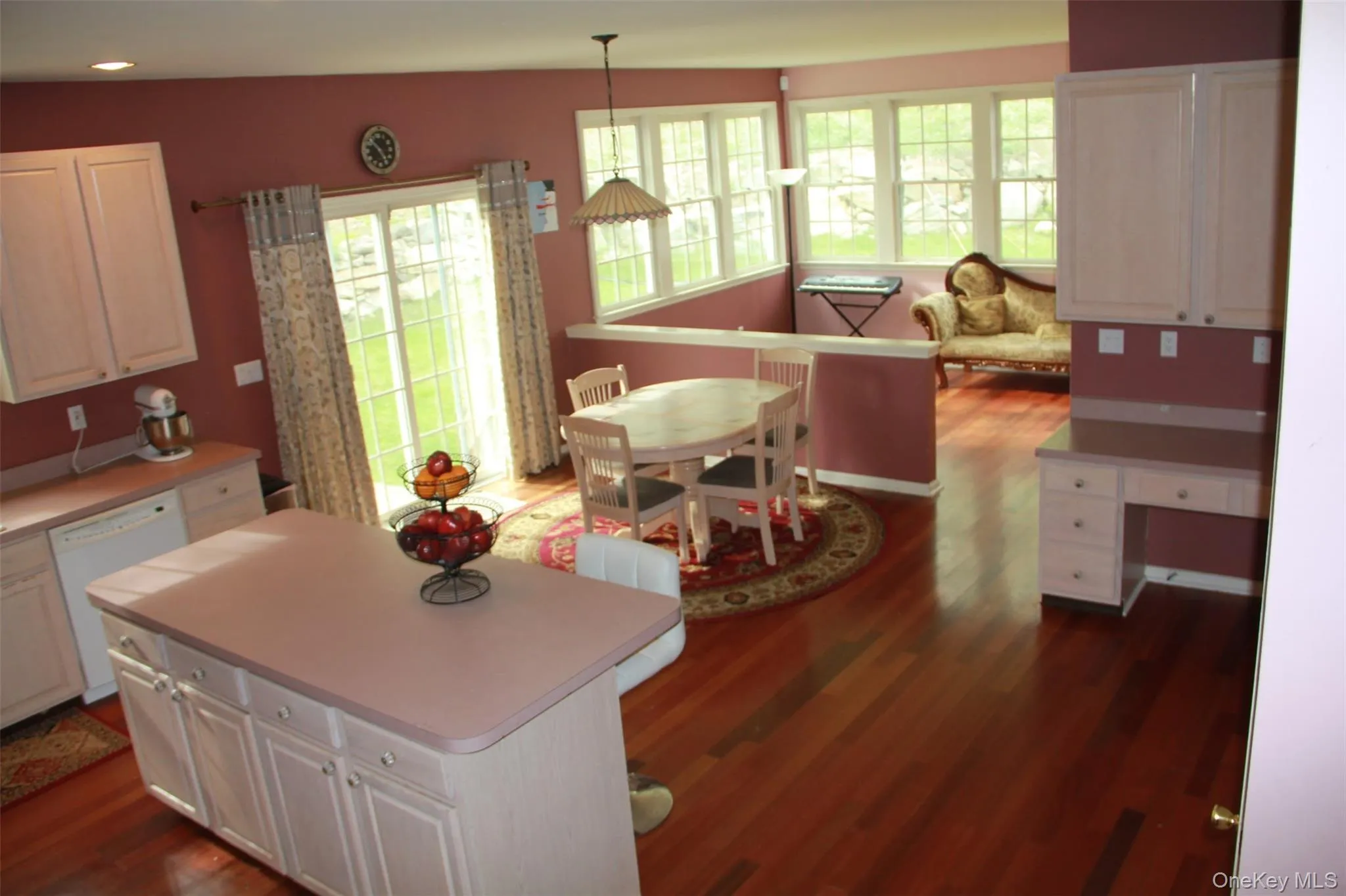 23 Cedar Drive, Tuxedo, NY, 4 Bedrooms Bedrooms, 9 Rooms Rooms,3 BathroomsBathrooms,Residential Lease,For Rent,Cedar,0,1010135 23 Cedar Drive, Tuxedo, NY, 4 Bedrooms Bedrooms, 9 Rooms Rooms,3 BathroomsBathrooms,Residential Lease,For Rent,Cedar,0,1010135