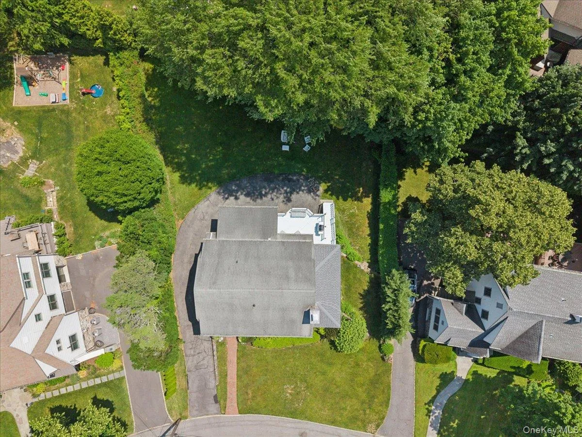 Large private .26 acres. Large private .26 acres.