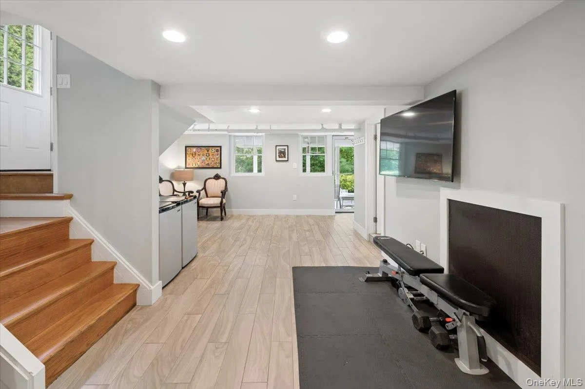 Walk out to the lower level under the deck. Walk out to the lower level under the deck.