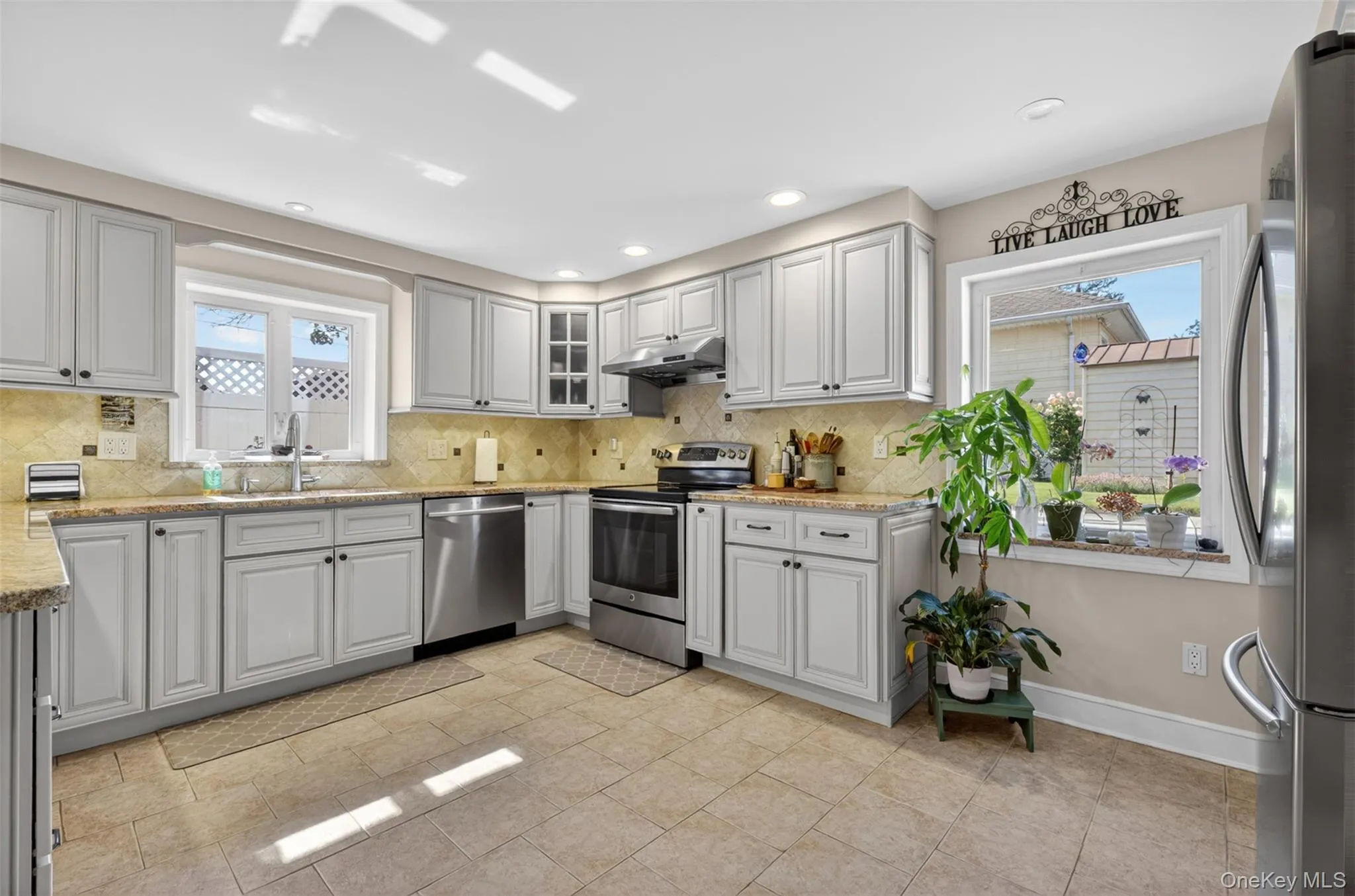 125-16 5th Avenue, New York, NY, 3 Bedrooms Bedrooms, 7 Rooms Rooms,2 BathroomsBathrooms,Residential,For Rent,5th,0,1010141 125-16 5th Avenue, New York, NY, 3 Bedrooms Bedrooms, 7 Rooms Rooms,2 BathroomsBathrooms,Residential,For Rent,5th,0,1010141