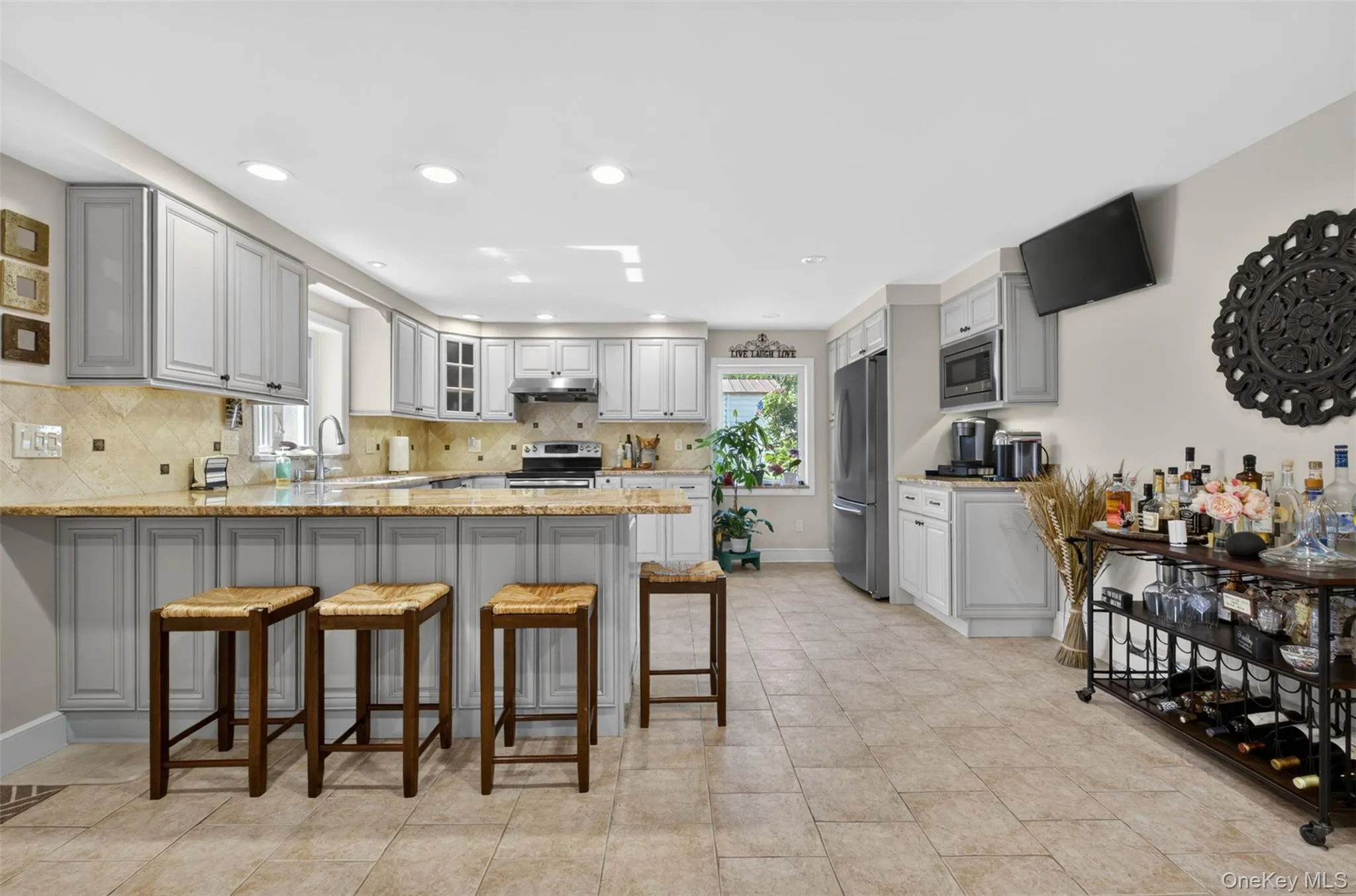 125-16 5th Avenue, New York, NY, 3 Bedrooms Bedrooms, 7 Rooms Rooms,2 BathroomsBathrooms,Residential,For Rent,5th,0,1010141 125-16 5th Avenue, New York, NY, 3 Bedrooms Bedrooms, 7 Rooms Rooms,2 BathroomsBathrooms,Residential,For Rent,5th,0,1010141