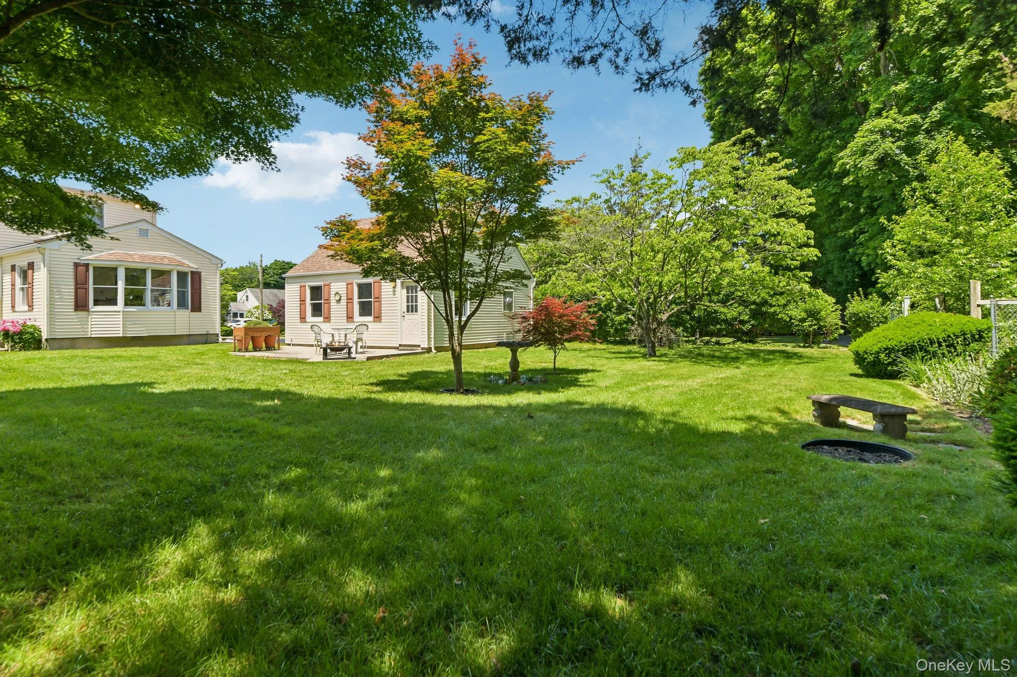 Rear yard. Rear yard.