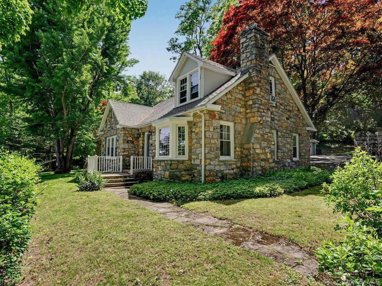 729 Croton Falls Road, Carmel, NY, 3 Bedrooms Bedrooms, 8 Rooms Rooms,2 BathroomsBathrooms,Residential,For Rent,Croton Falls,0,1010144 729 Croton Falls Road, Carmel, NY, 3 Bedrooms Bedrooms, 8 Rooms Rooms,2 BathroomsBathrooms,Residential,For Rent,Croton Falls,0,1010144