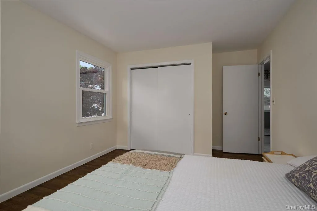 72 Hickory Hill Drive, Greenburgh, NY, 3 Bedrooms Bedrooms, 7 Rooms Rooms,2 BathroomsBathrooms,Residential,For Rent,Hickory Hill,0,KEY1010145 72 Hickory Hill Drive, Greenburgh, NY, 3 Bedrooms Bedrooms, 7 Rooms Rooms,2 BathroomsBathrooms,Residential,For Rent,Hickory Hill,0,KEY1010145