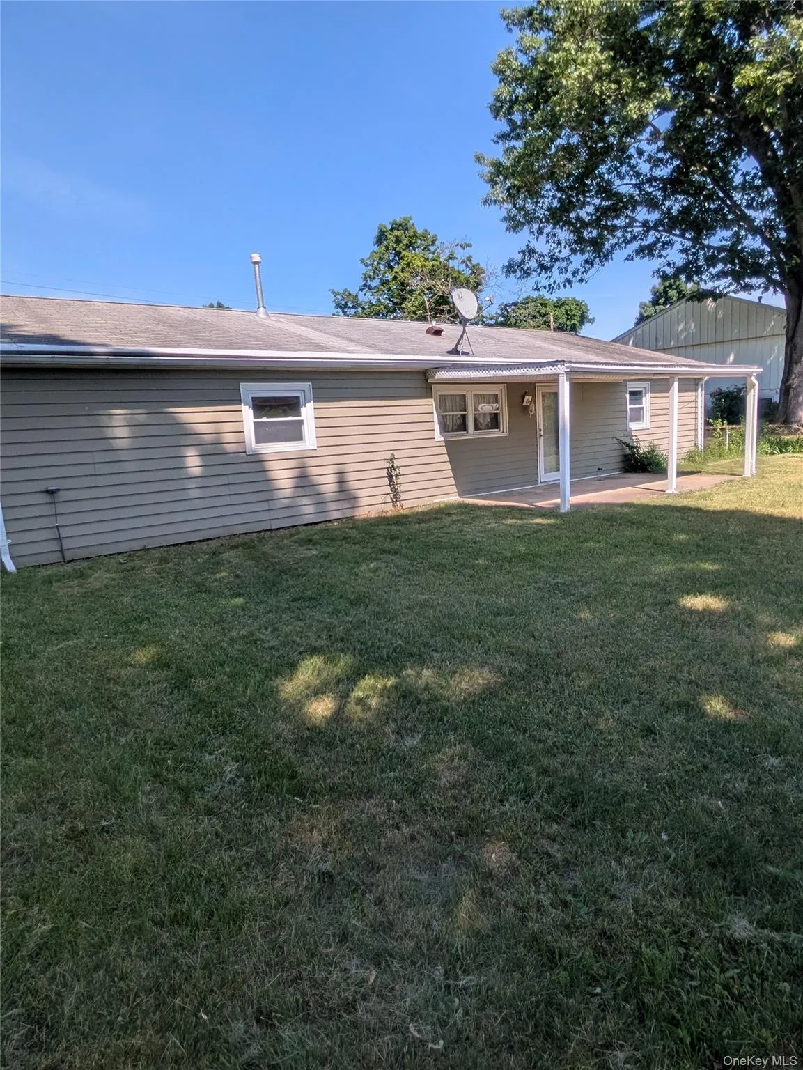 15 Kalina Drive, Saugerties, NY, 3 Bedrooms Bedrooms, 6 Rooms Rooms,1 BathroomBathrooms,Residential,For Rent,Kalina,0,1010147 15 Kalina Drive, Saugerties, NY, 3 Bedrooms Bedrooms, 6 Rooms Rooms,1 BathroomBathrooms,Residential,For Rent,Kalina,0,1010147