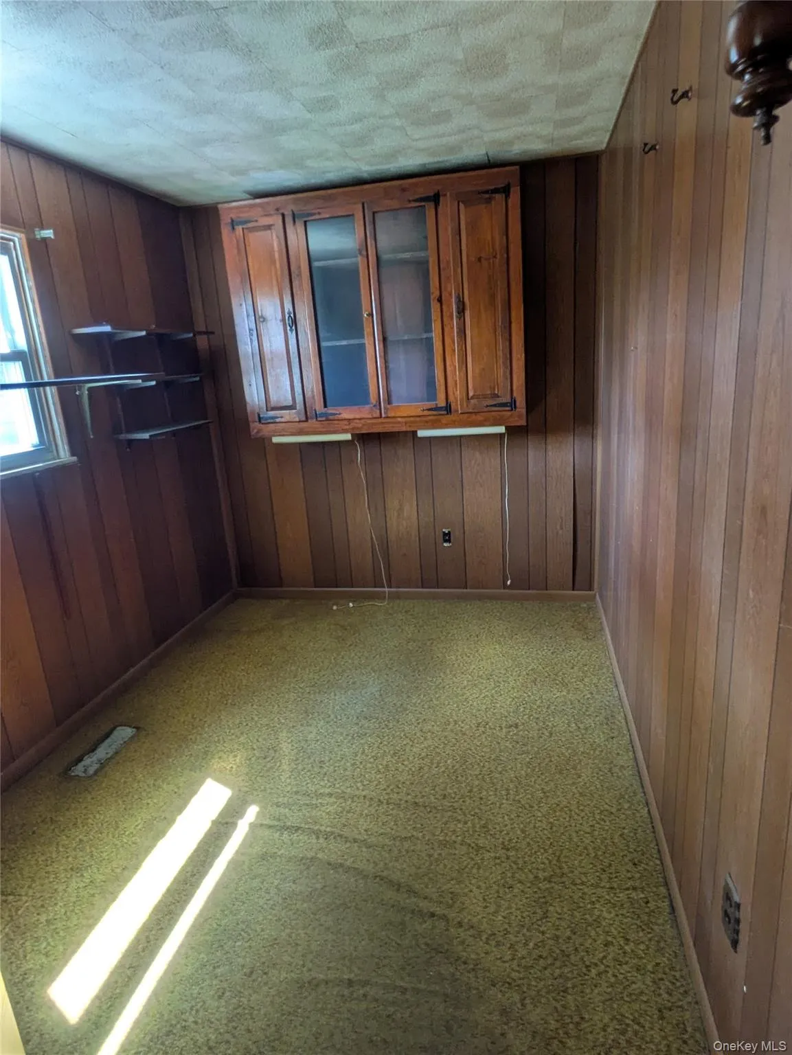 15 Kalina Drive, Saugerties, NY, 3 Bedrooms Bedrooms, 6 Rooms Rooms,1 BathroomBathrooms,Residential,For Rent,Kalina,0,1010147 15 Kalina Drive, Saugerties, NY, 3 Bedrooms Bedrooms, 6 Rooms Rooms,1 BathroomBathrooms,Residential,For Rent,Kalina,0,1010147