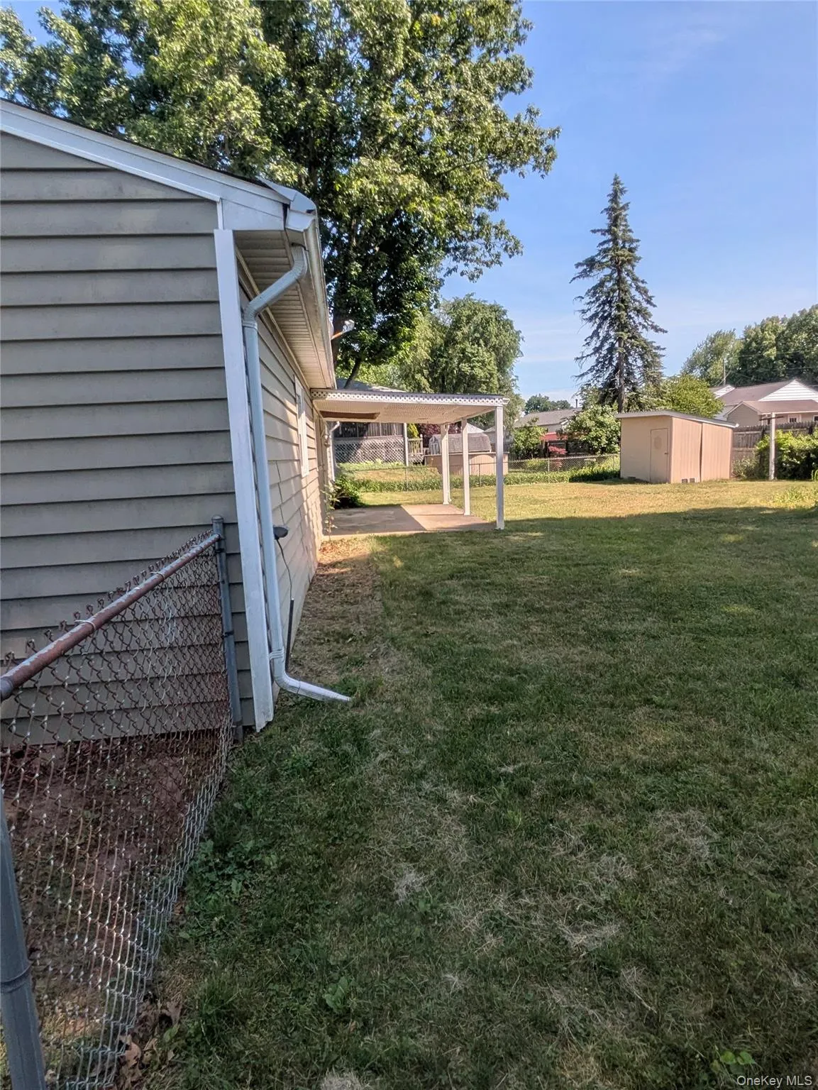 15 Kalina Drive, Saugerties, NY, 3 Bedrooms Bedrooms, 6 Rooms Rooms,1 BathroomBathrooms,Residential,For Rent,Kalina,0,1010147 15 Kalina Drive, Saugerties, NY, 3 Bedrooms Bedrooms, 6 Rooms Rooms,1 BathroomBathrooms,Residential,For Rent,Kalina,0,1010147