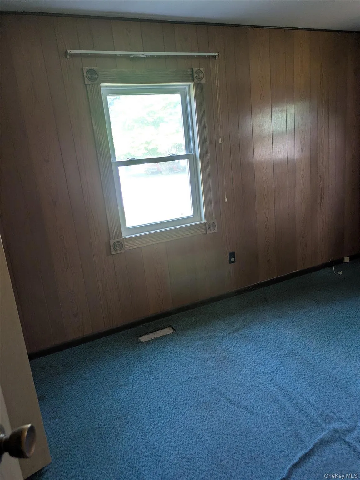 15 Kalina Drive, Saugerties, NY, 3 Bedrooms Bedrooms, 6 Rooms Rooms,1 BathroomBathrooms,Residential,For Rent,Kalina,0,1010147 15 Kalina Drive, Saugerties, NY, 3 Bedrooms Bedrooms, 6 Rooms Rooms,1 BathroomBathrooms,Residential,For Rent,Kalina,0,1010147