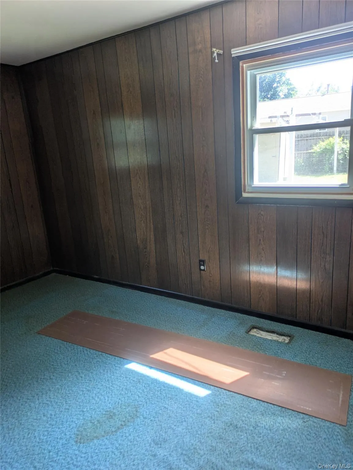 15 Kalina Drive, Saugerties, NY, 3 Bedrooms Bedrooms, 6 Rooms Rooms,1 BathroomBathrooms,Residential,For Rent,Kalina,0,1010147 15 Kalina Drive, Saugerties, NY, 3 Bedrooms Bedrooms, 6 Rooms Rooms,1 BathroomBathrooms,Residential,For Rent,Kalina,0,1010147
