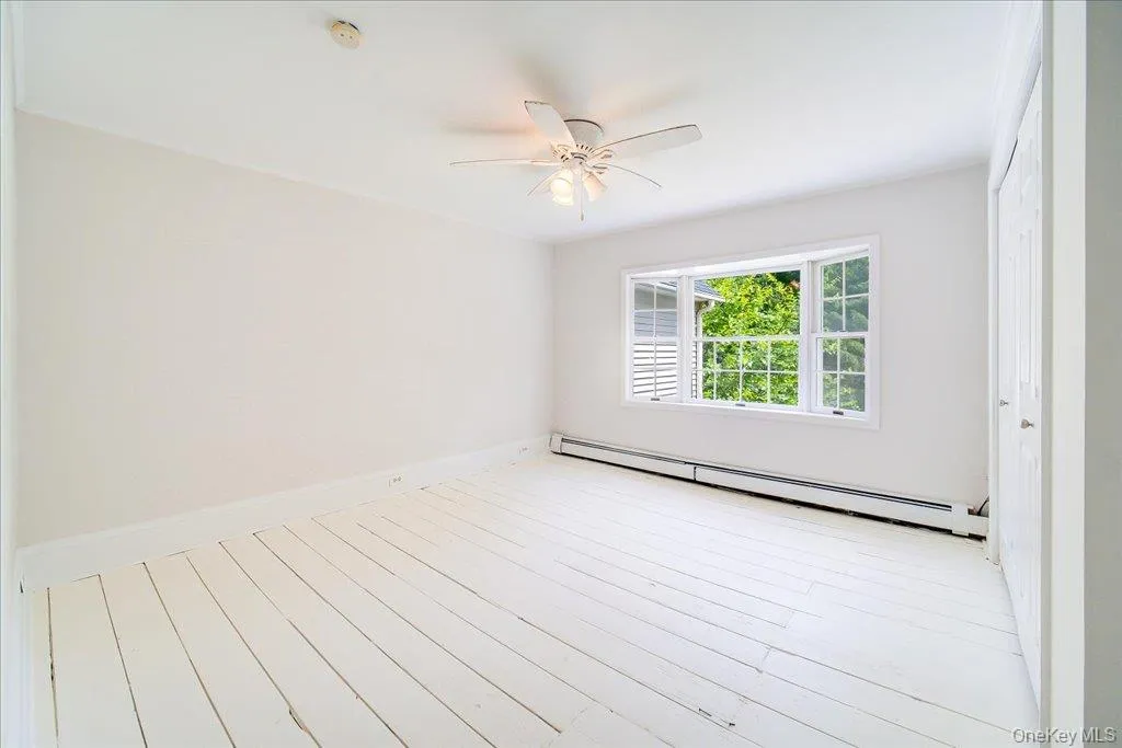 1524 State Route 17A, Warwick (town), NY, 4 Bedrooms Bedrooms, 12 Rooms Rooms,2 BathroomsBathrooms,Residential,For Rent,State Route 17A,0,1010149 1524 State Route 17A, Warwick (town), NY, 4 Bedrooms Bedrooms, 12 Rooms Rooms,2 BathroomsBathrooms,Residential,For Rent,State Route 17A,0,1010149