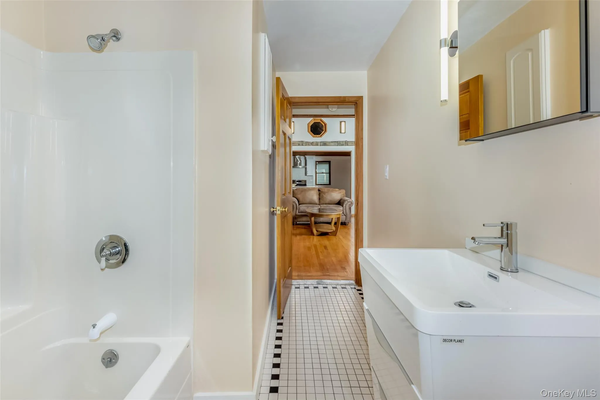 18 Military Lane, Gardiner, NY, 2 Bedrooms Bedrooms, 8 Rooms Rooms,2 BathroomsBathrooms,Residential,For Rent,Military,0,1010151 18 Military Lane, Gardiner, NY, 2 Bedrooms Bedrooms, 8 Rooms Rooms,2 BathroomsBathrooms,Residential,For Rent,Military,0,1010151
