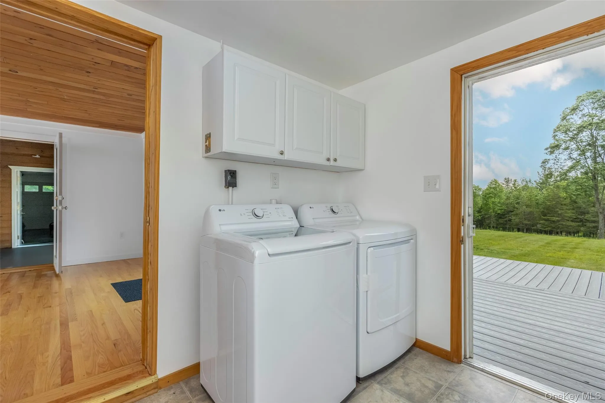18 Military Lane, Gardiner, NY, 2 Bedrooms Bedrooms, 8 Rooms Rooms,2 BathroomsBathrooms,Residential,For Rent,Military,0,1010151 18 Military Lane, Gardiner, NY, 2 Bedrooms Bedrooms, 8 Rooms Rooms,2 BathroomsBathrooms,Residential,For Rent,Military,0,1010151