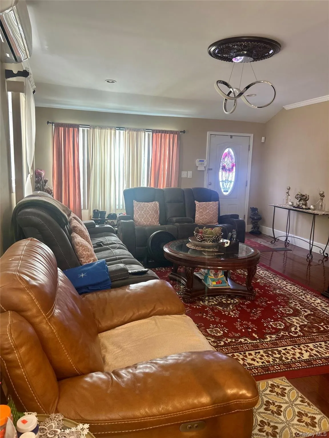 9333 212th Place, New York, NY, 3 Bedrooms Bedrooms, 6 Rooms Rooms,1 BathroomBathrooms,Residential,For Rent,212th,0,1010154 9333 212th Place, New York, NY, 3 Bedrooms Bedrooms, 6 Rooms Rooms,1 BathroomBathrooms,Residential,For Rent,212th,0,1010154