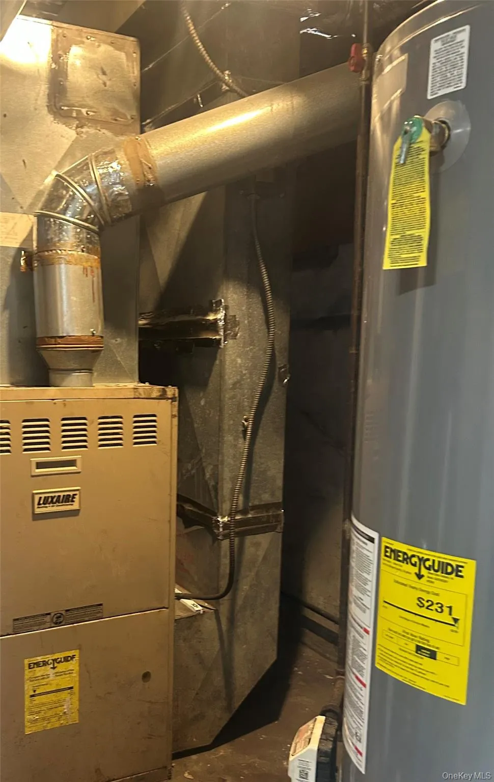 9333 212th Place, New York, NY, 3 Bedrooms Bedrooms, 6 Rooms Rooms,1 BathroomBathrooms,Residential,For Rent,212th,0,1010154 9333 212th Place, New York, NY, 3 Bedrooms Bedrooms, 6 Rooms Rooms,1 BathroomBathrooms,Residential,For Rent,212th,0,1010154