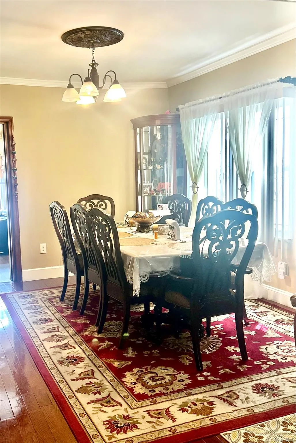 9333 212th Place, New York, NY, 3 Bedrooms Bedrooms, 6 Rooms Rooms,1 BathroomBathrooms,Residential,For Rent,212th,0,1010154 9333 212th Place, New York, NY, 3 Bedrooms Bedrooms, 6 Rooms Rooms,1 BathroomBathrooms,Residential,For Rent,212th,0,1010154