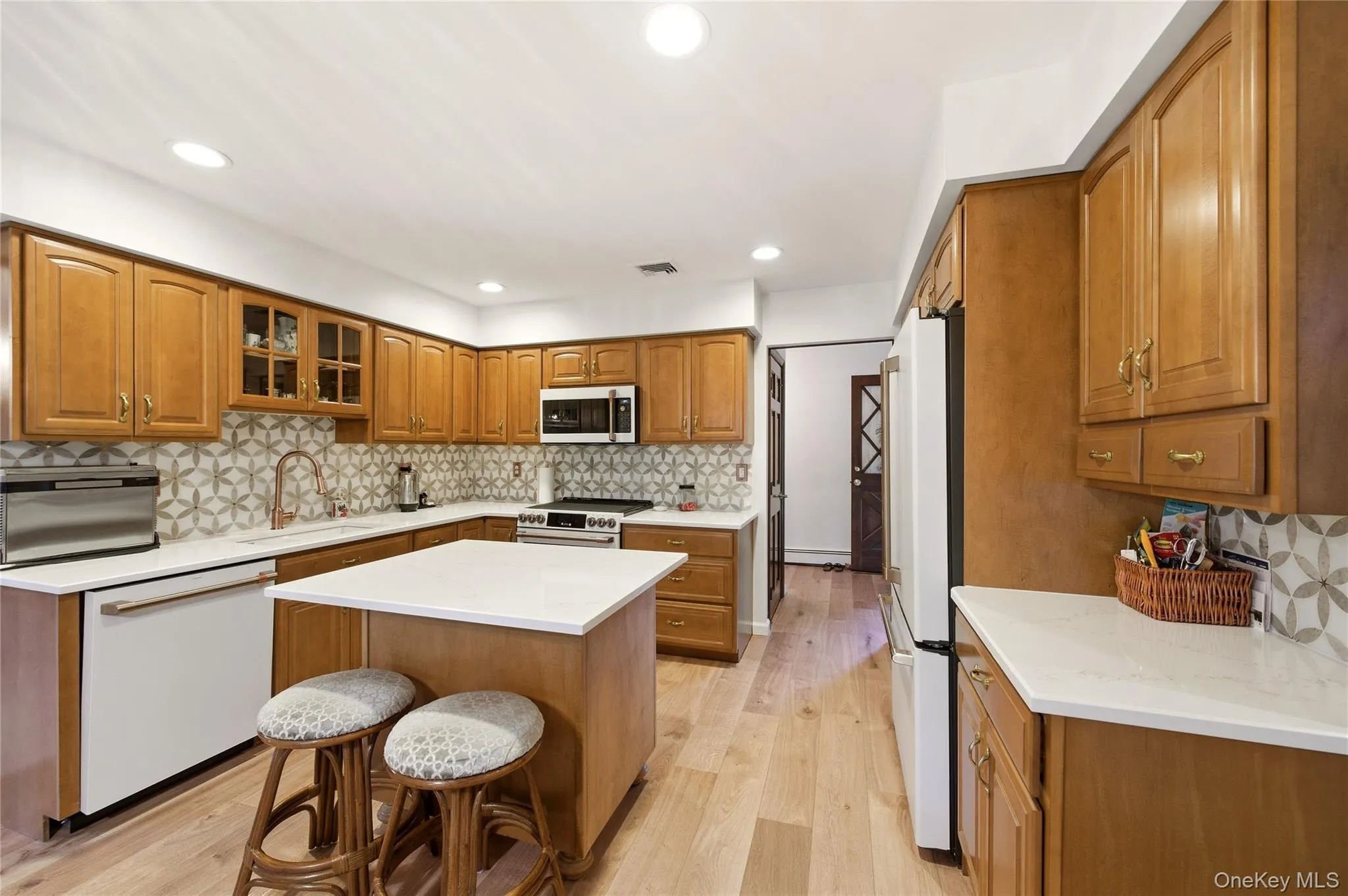 30 Woodland Road, Brookhaven, NY, 3 Bedrooms Bedrooms, 9 Rooms Rooms,2 BathroomsBathrooms,Residential,For Rent,Woodland,0,1010155 30 Woodland Road, Brookhaven, NY, 3 Bedrooms Bedrooms, 9 Rooms Rooms,2 BathroomsBathrooms,Residential,For Rent,Woodland,0,1010155