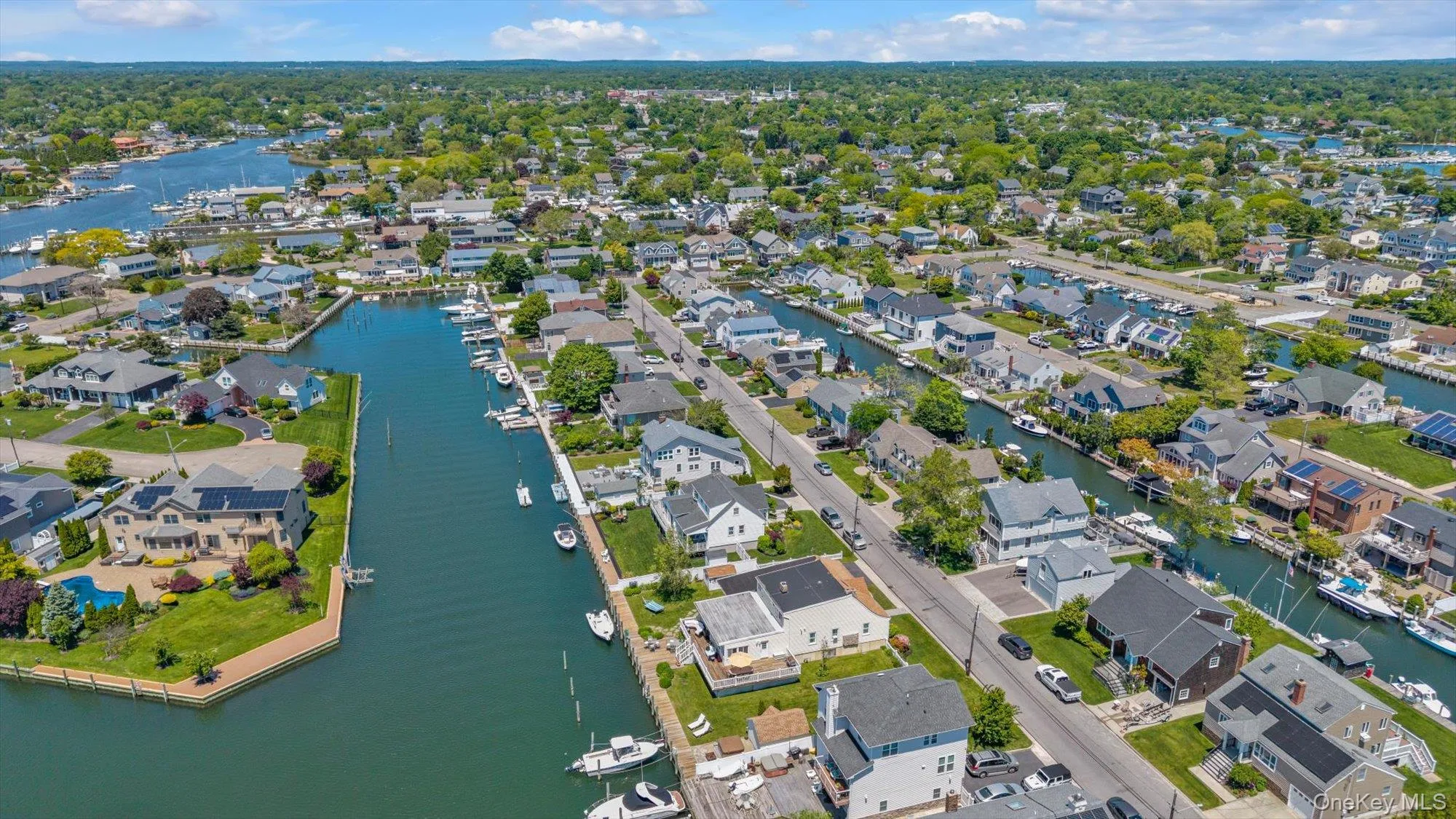 52 Bayview Avenue, Babylon, NY, 4 Bedrooms Bedrooms, 8 Rooms Rooms,3 BathroomsBathrooms,Residential,For Rent,Bayview,0,1010156 52 Bayview Avenue, Babylon, NY, 4 Bedrooms Bedrooms, 8 Rooms Rooms,3 BathroomsBathrooms,Residential,For Rent,Bayview,0,1010156