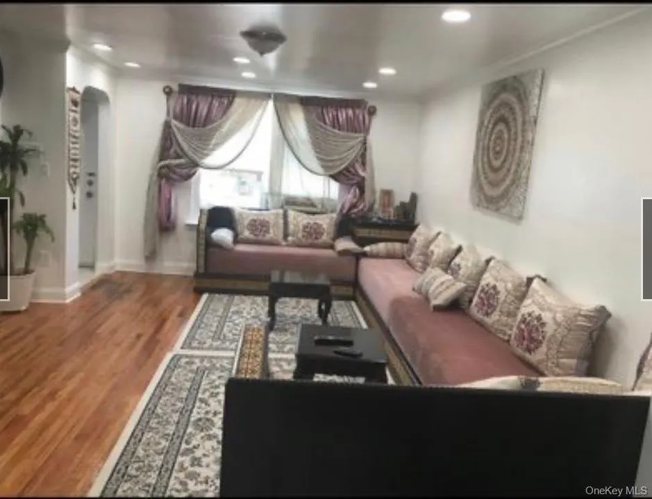 2427 92nd Street, New York, NY, 4 Bedrooms Bedrooms, 9 Rooms Rooms,2 BathroomsBathrooms,Residential,For Rent,92nd,0,1010161 2427 92nd Street, New York, NY, 4 Bedrooms Bedrooms, 9 Rooms Rooms,2 BathroomsBathrooms,Residential,For Rent,92nd,0,1010161