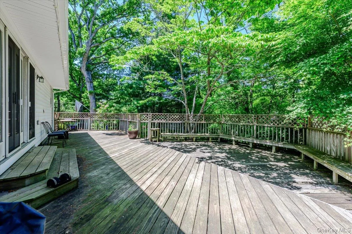 53 Ehrhardt Way, Islip, NY, 3 Bedrooms Bedrooms, 7 Rooms Rooms,3 BathroomsBathrooms,Residential,For Rent,Ehrhardt,0,1010162 53 Ehrhardt Way, Islip, NY, 3 Bedrooms Bedrooms, 7 Rooms Rooms,3 BathroomsBathrooms,Residential,For Rent,Ehrhardt,0,1010162